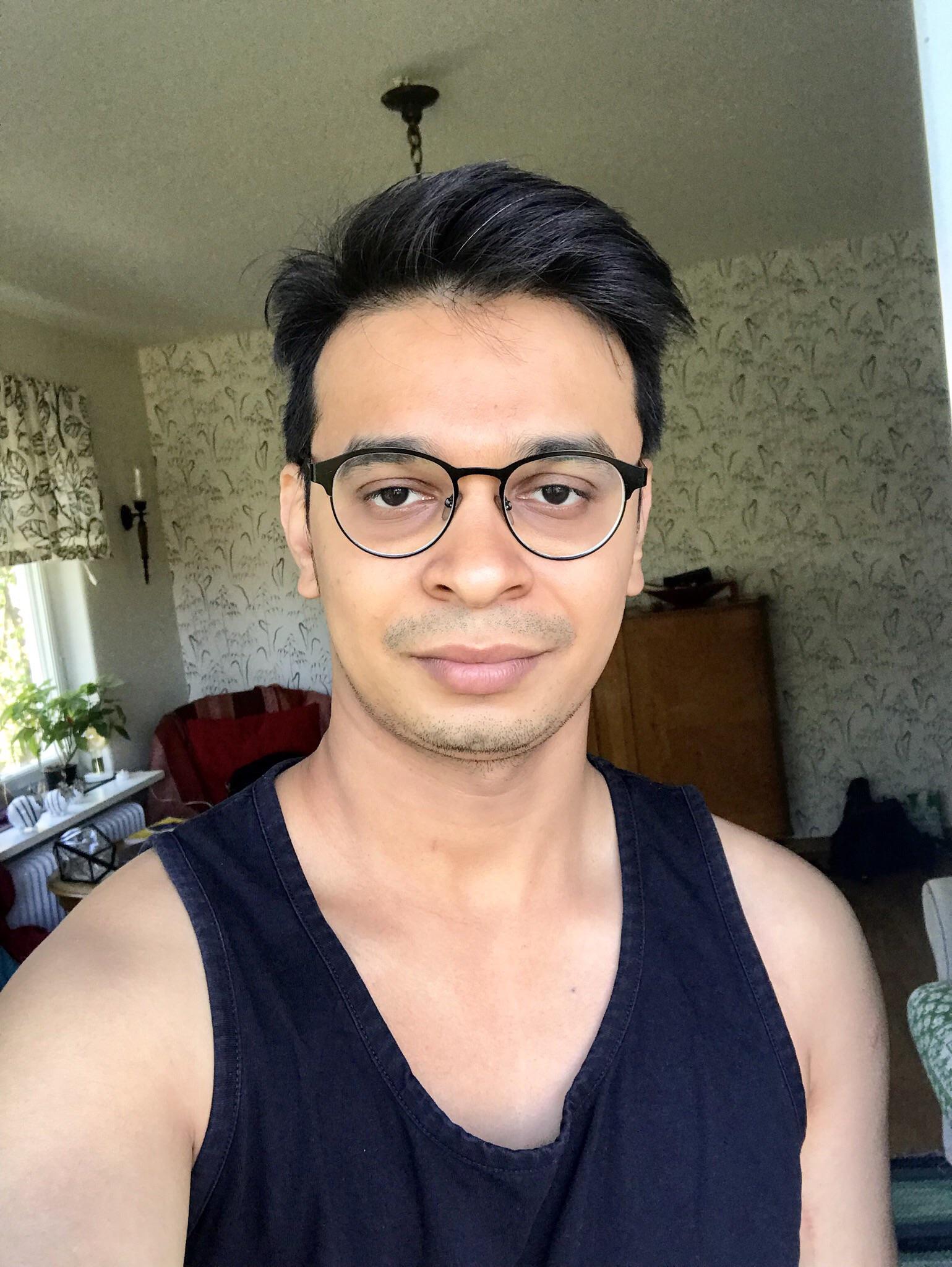 My first post here ) just a regular Indian guy r/gaysiansgonemild