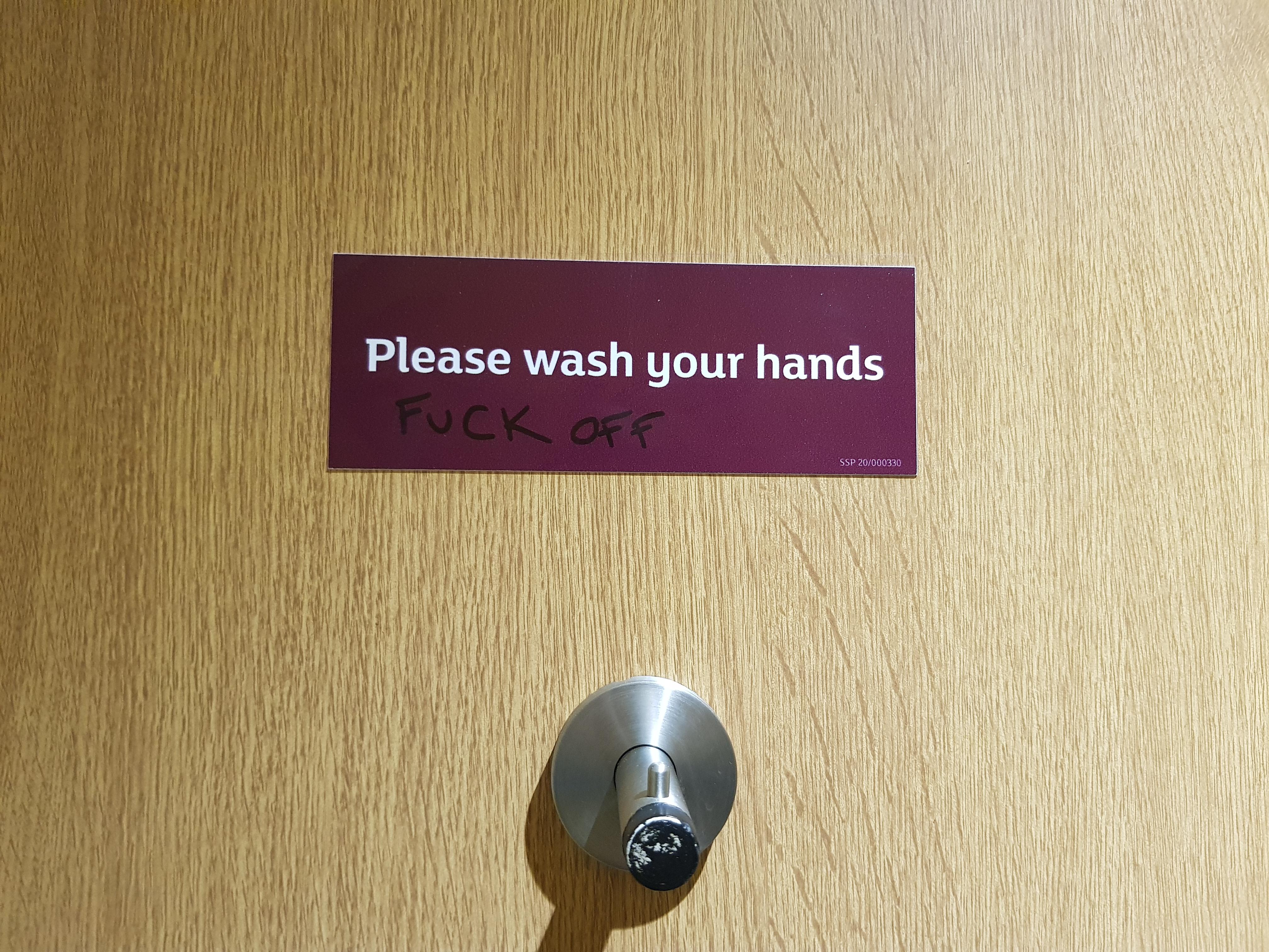 Toilets in local sainsburys 😂😂 r/CasualUK