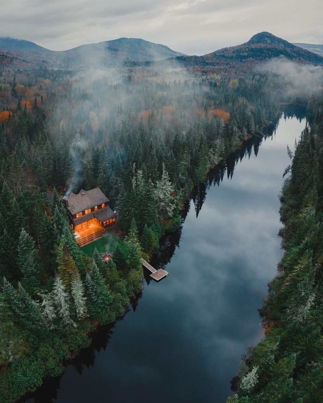 Cabin in the woods on Rivière du Diable, MontTremblant, Quebec r