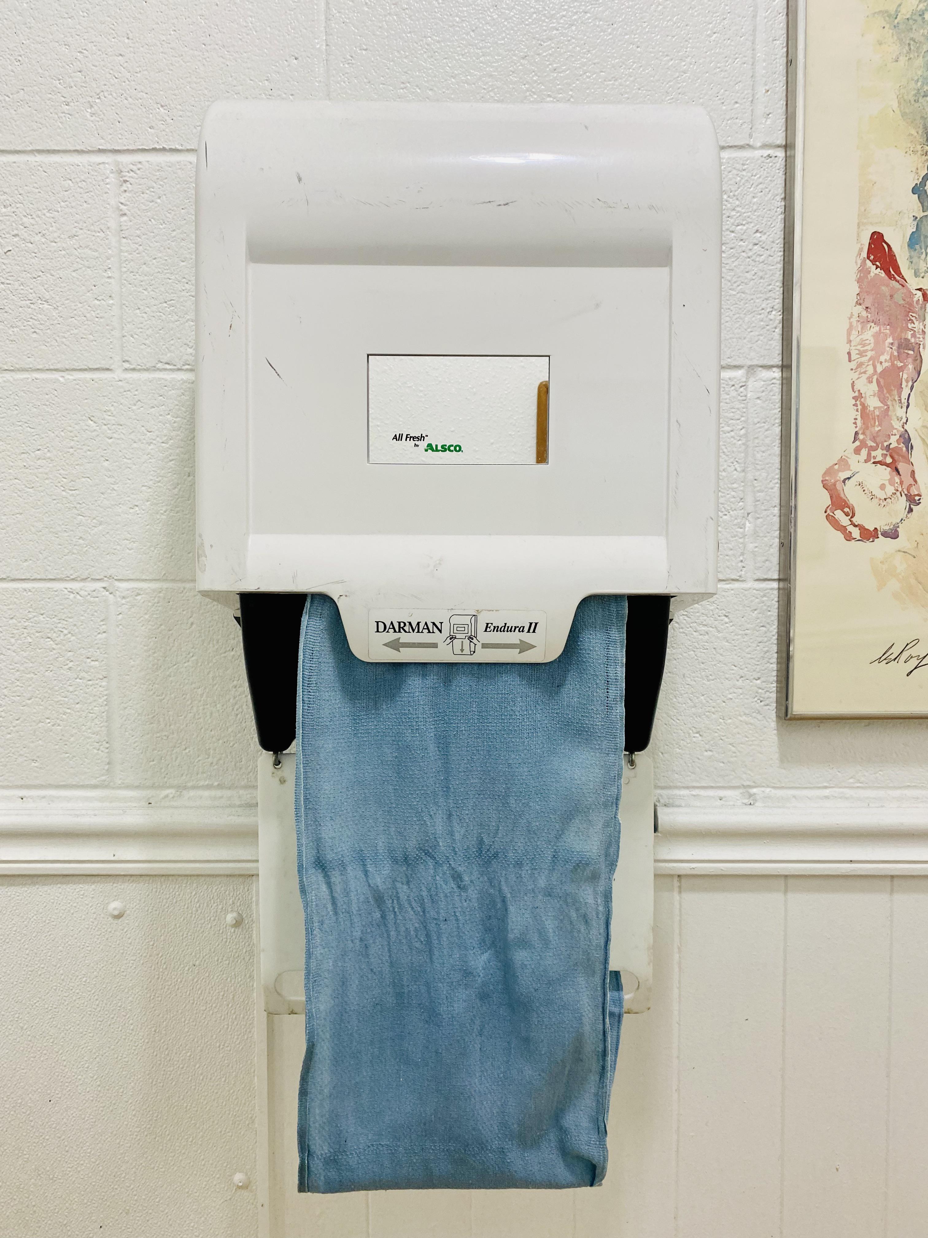 Old school bathroom hand dryer r/mildlyinteresting
