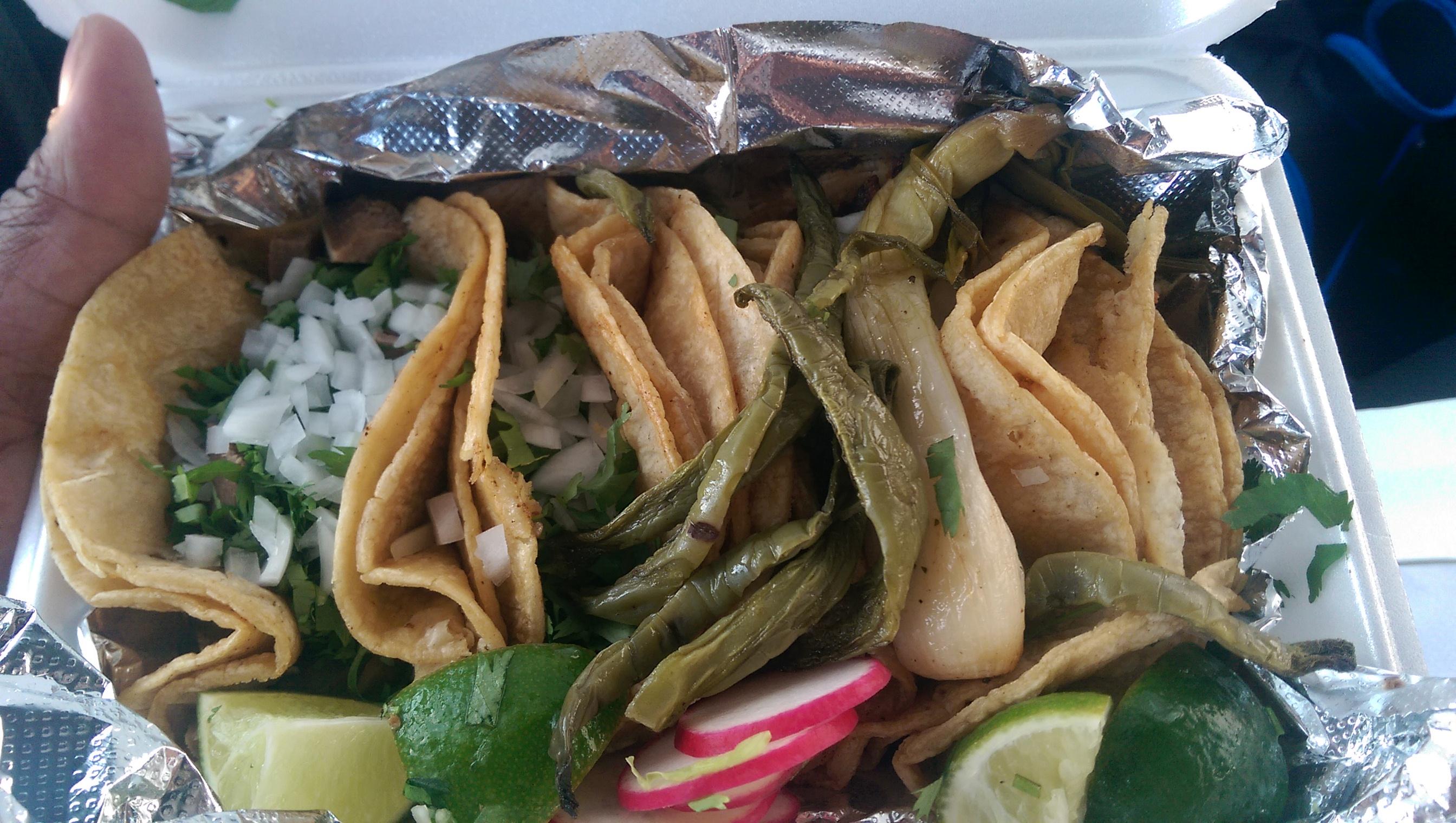 Chorizo, Al Pastor, and Lengua tacos!!! r/tacos