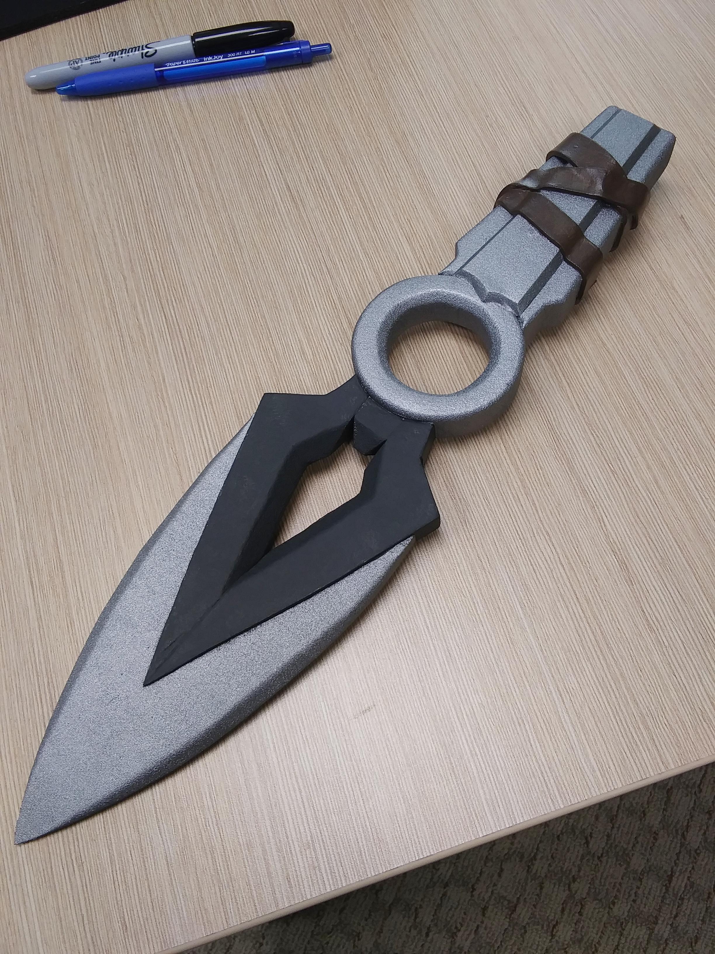 Sharing one of the EVA Foam Throwing Knives I built! r/JettMains