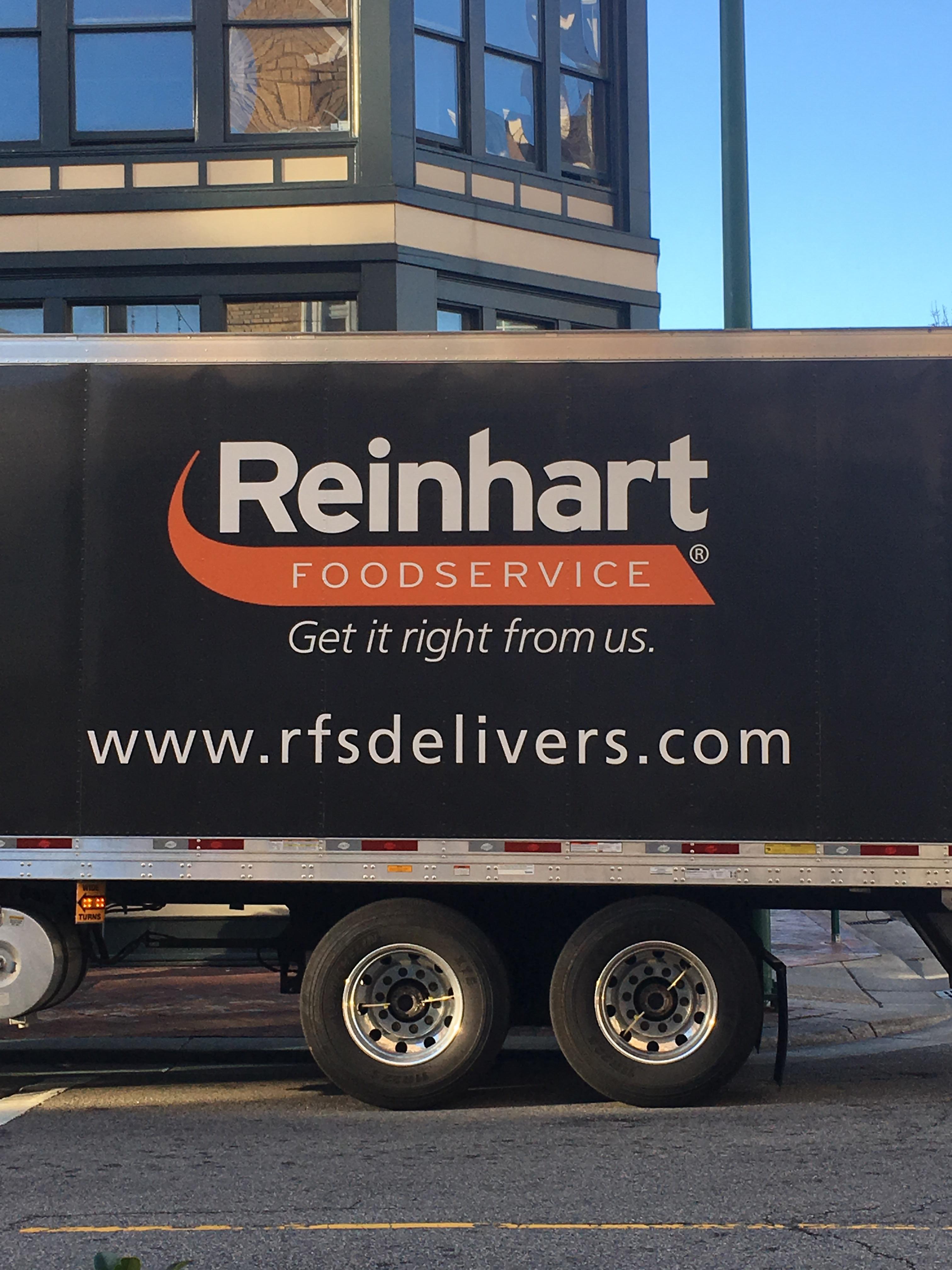 Reinhardt food service r/unexpectedoverwatch