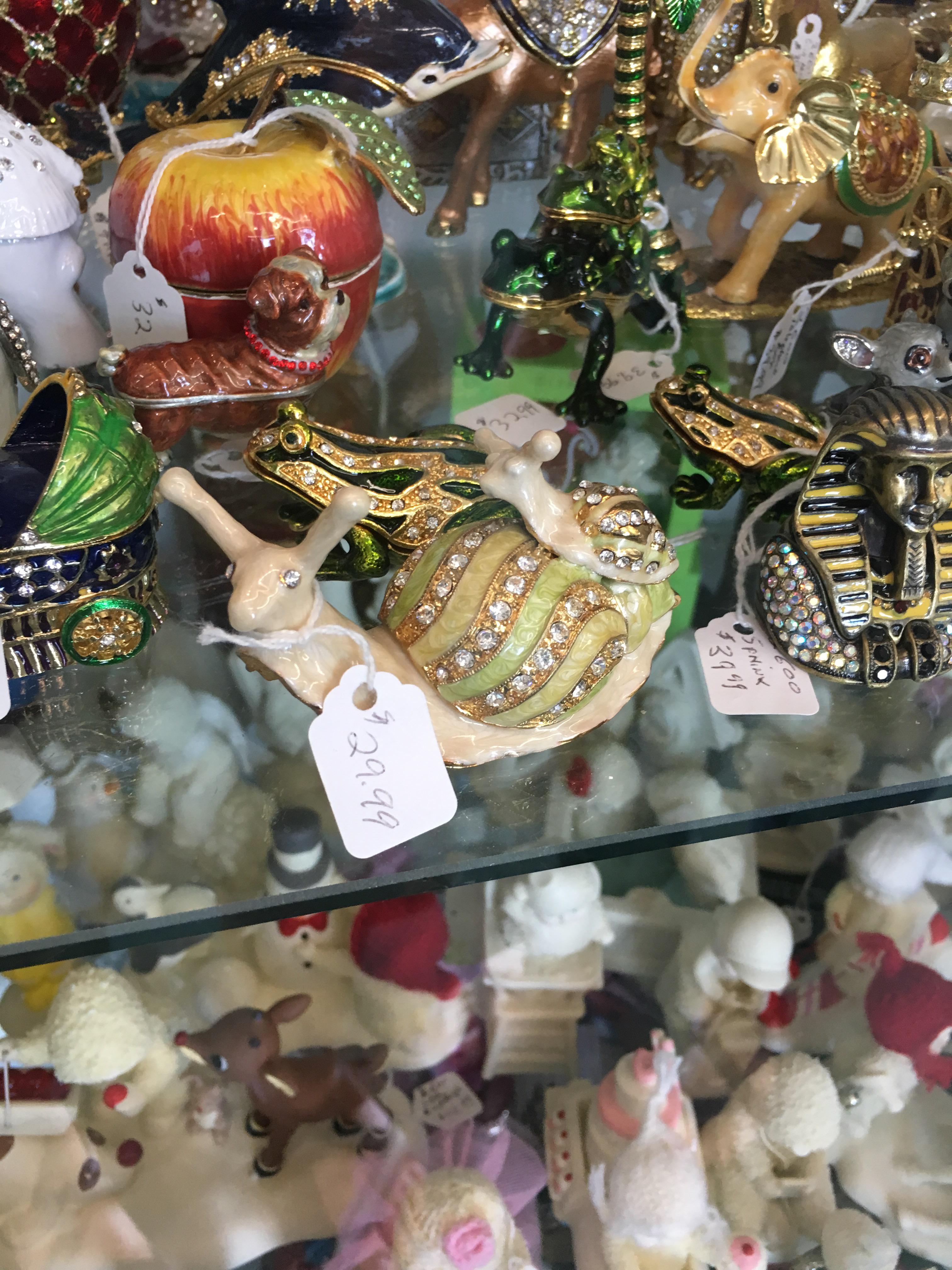 Found at an antique store in Branson, Missouri. r/snails