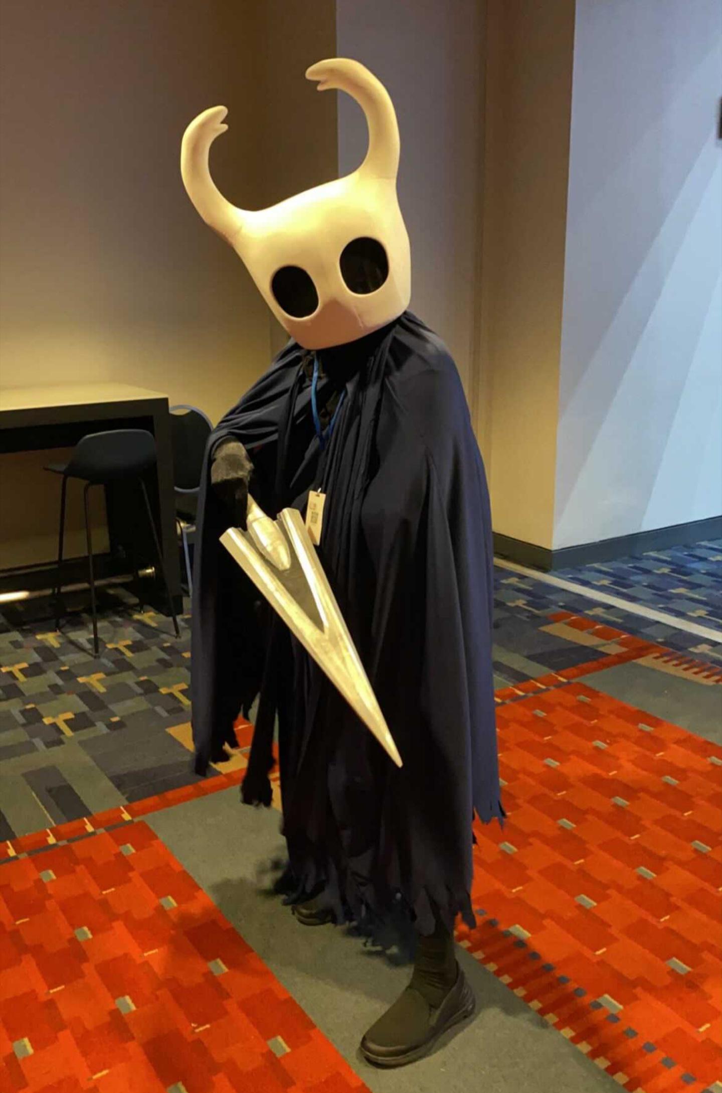 I finished my first cosplay, the Knight with a 3Dprinted Mask and