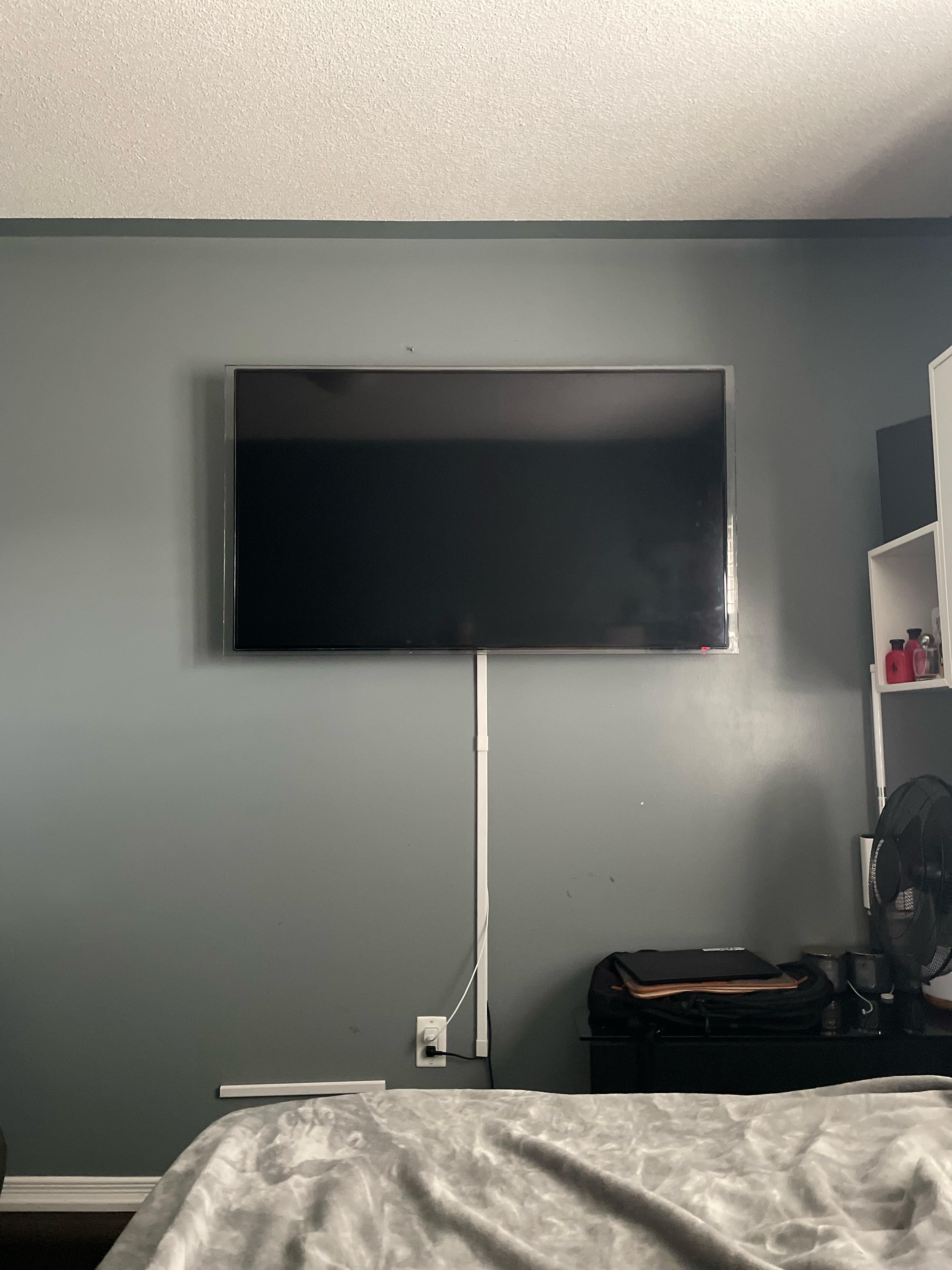 Bedroom TV too high? r/TVTooHigh
