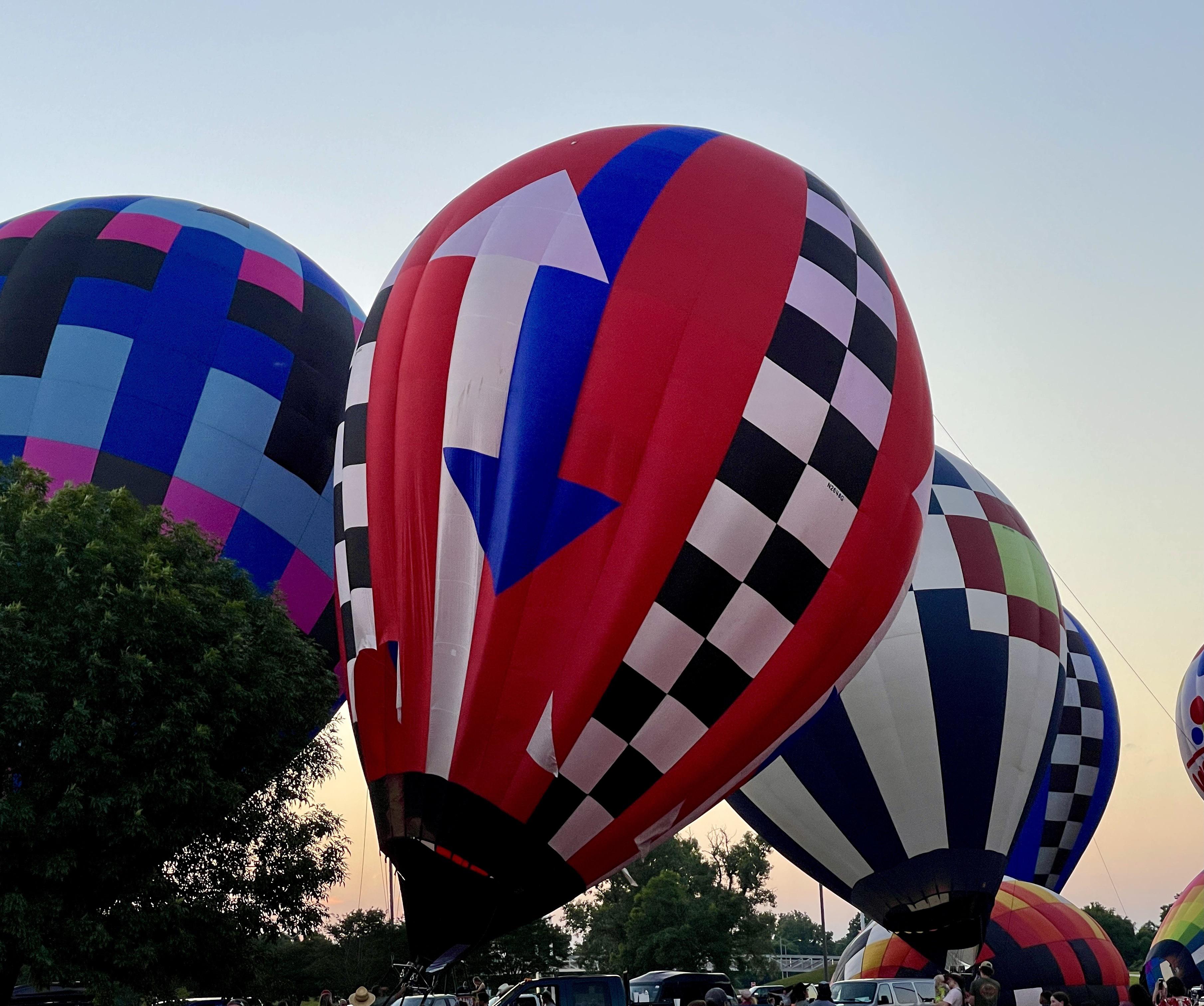 This balloon at the Red River rally needs to be sponsored by r/shreveport r/shreveport