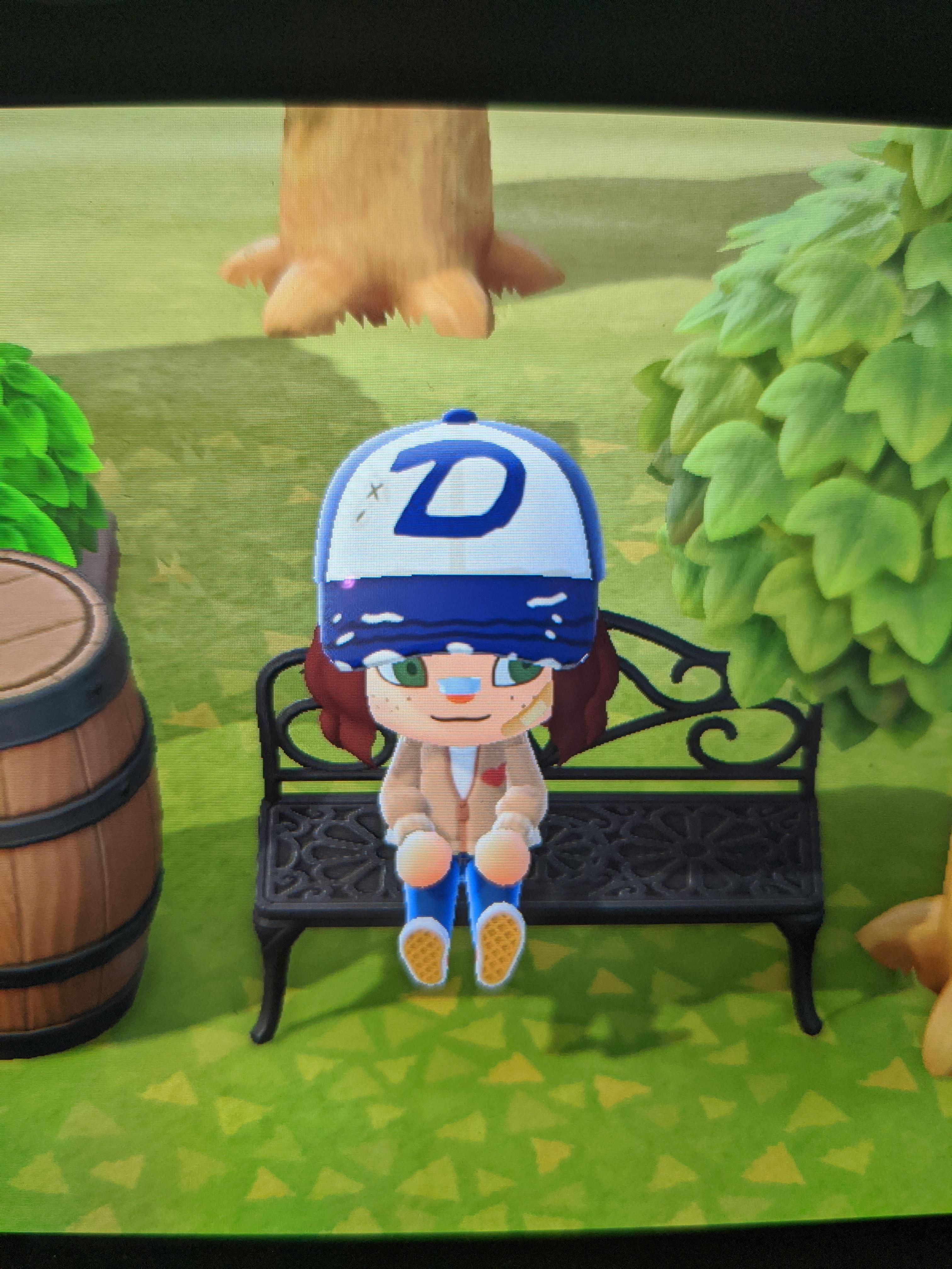 Clementine's hat from The Walking Dead r/AnimalCrossing