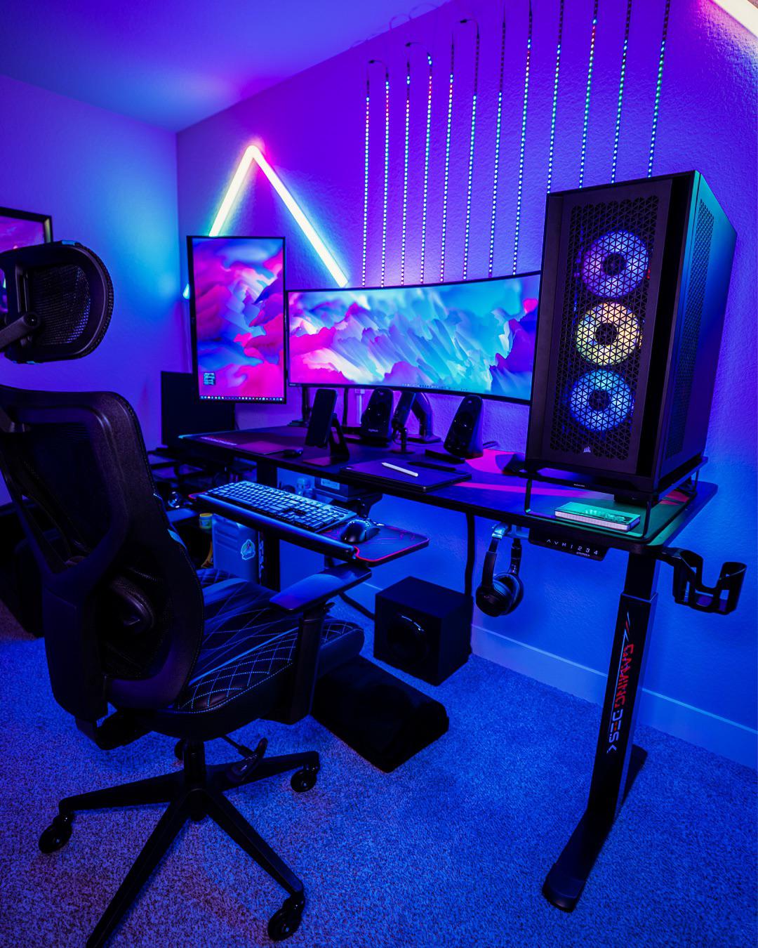 Govee Glides addition : r/battlestations