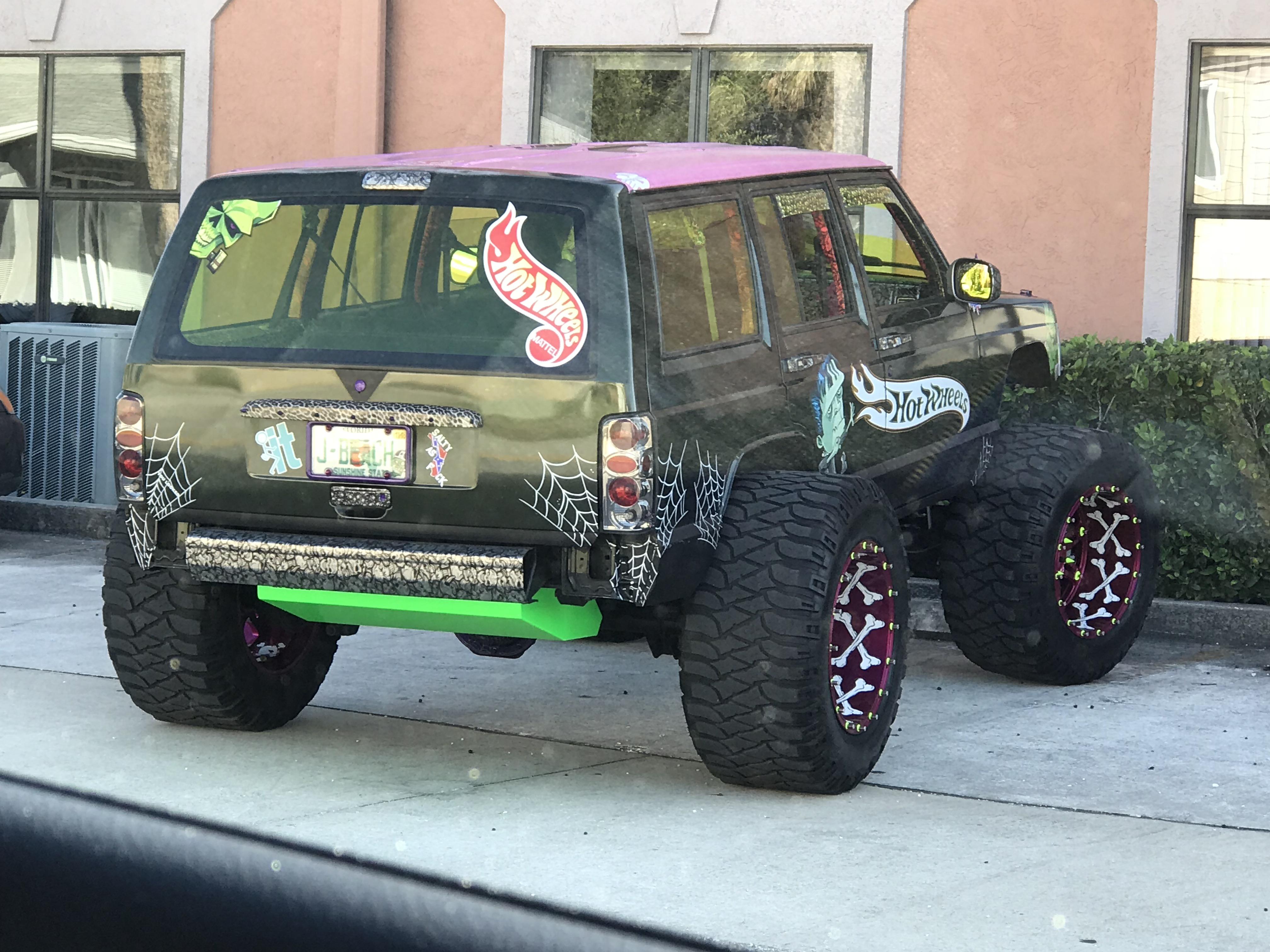 Hot wheels style jeep, Jacksonville Beach, FL r/WeirdWheels