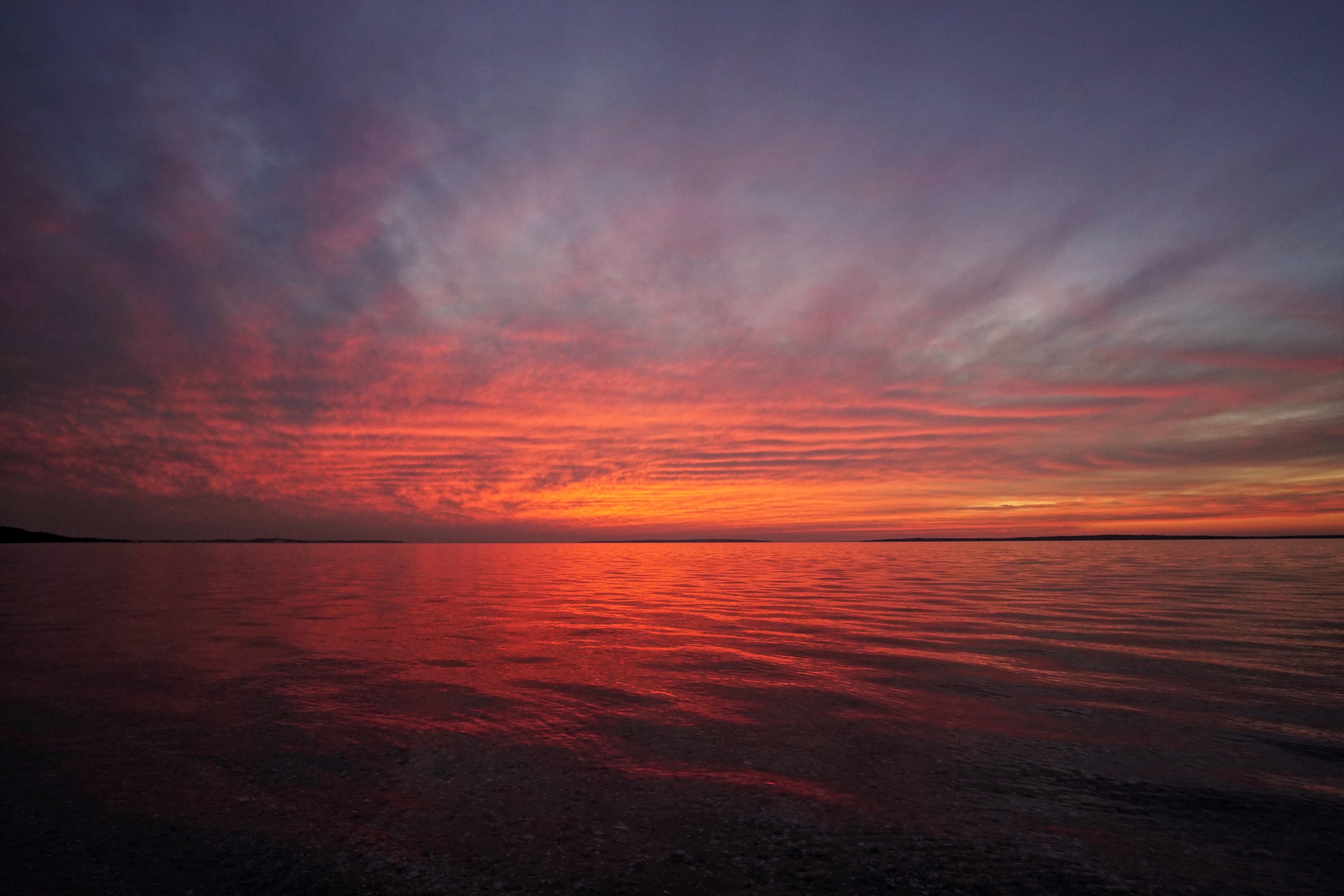 Sunset over the water, Sag Harbor NY [OC] [6000x4000] waterporn