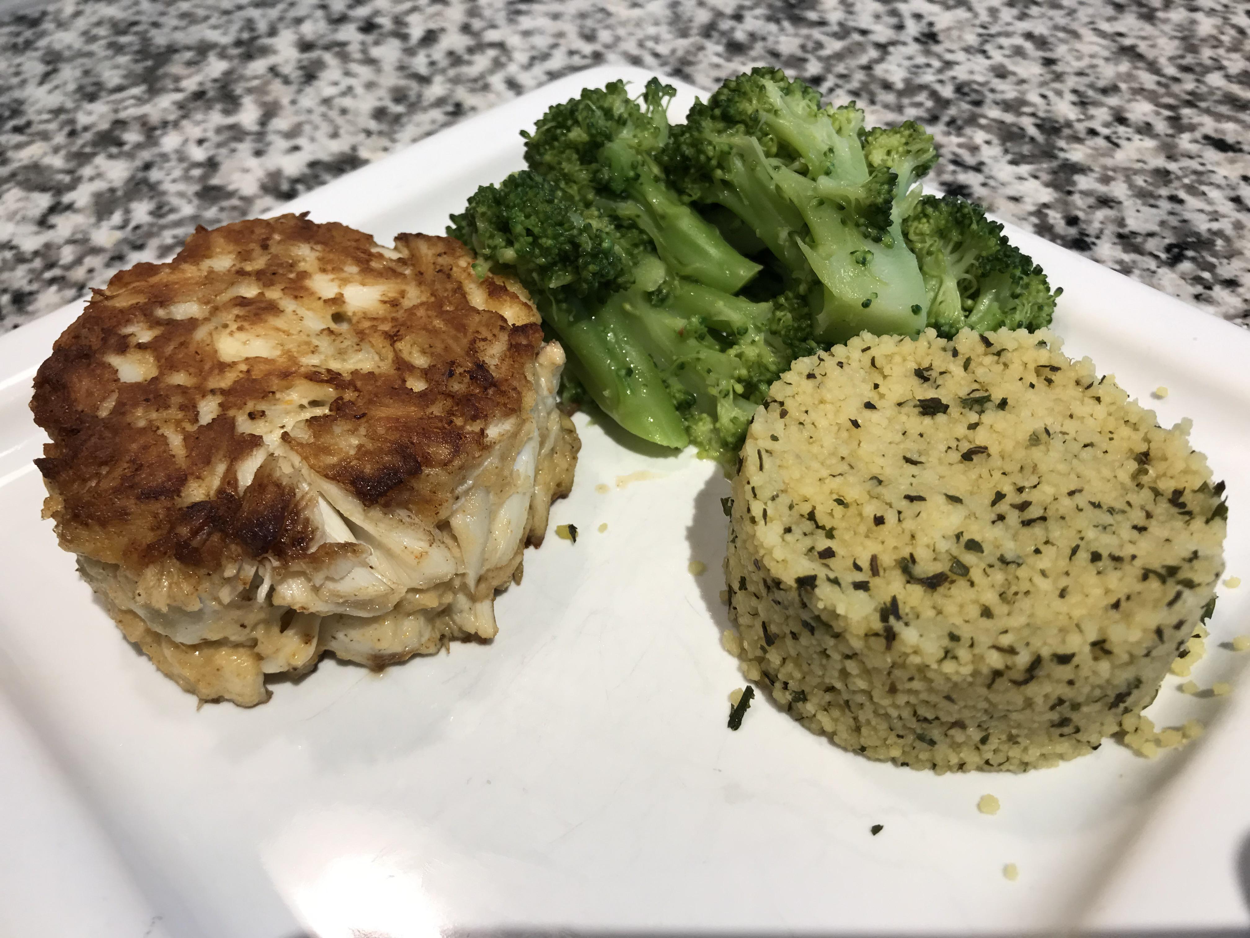 [Homemade] Jumbo Lump Crab Cakes r/food