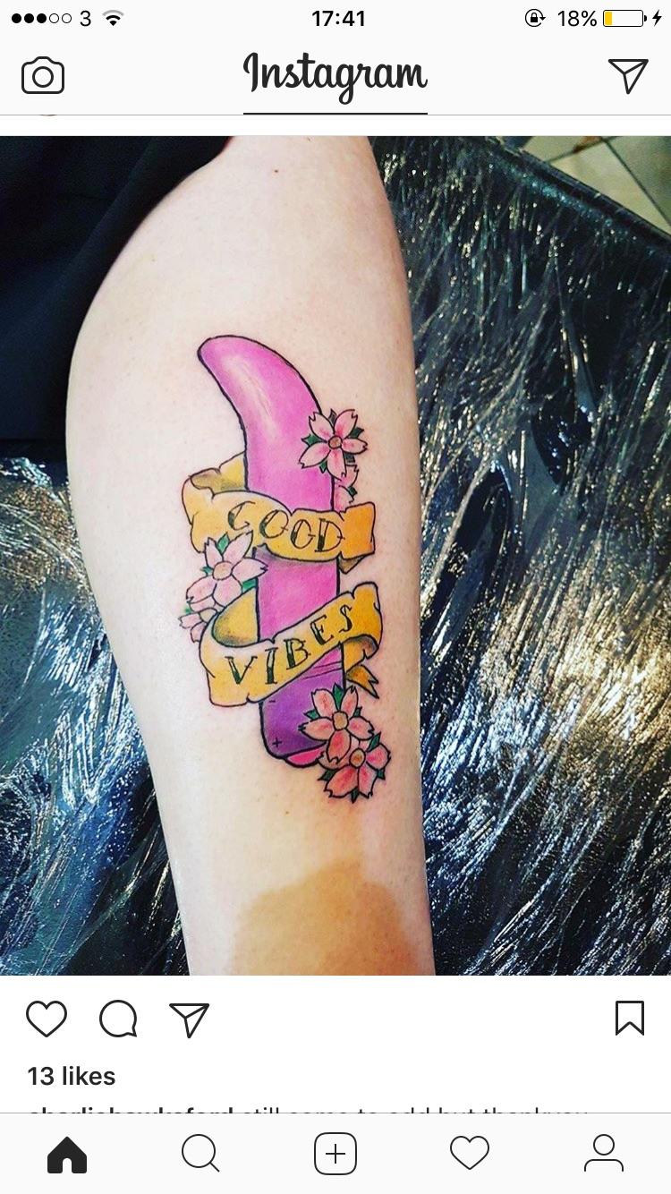 Wonder what the story behind this tattoo is r/trashy