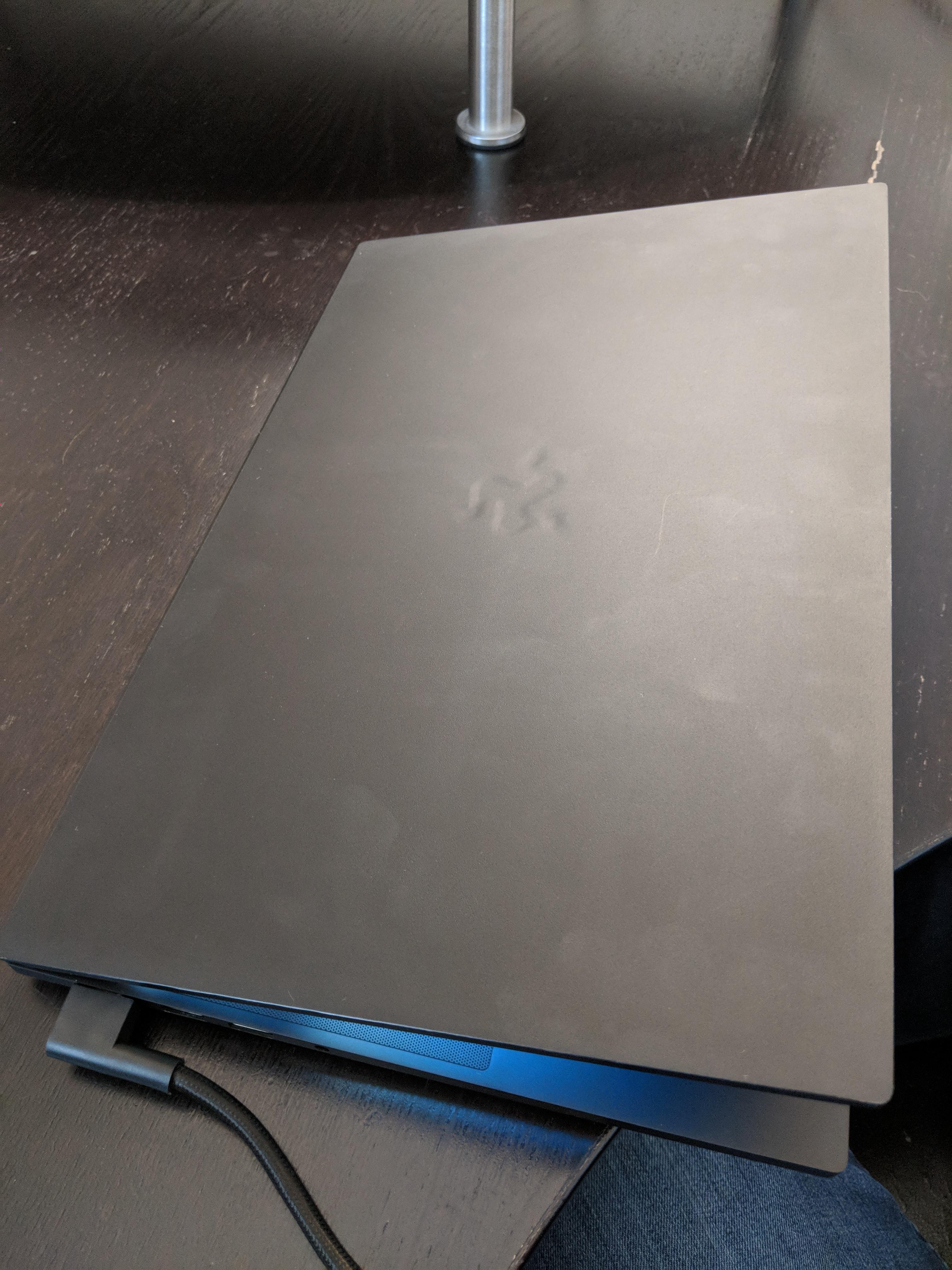 Razer Blade 15 + DBrand Skin (Matte Black No logo) razer