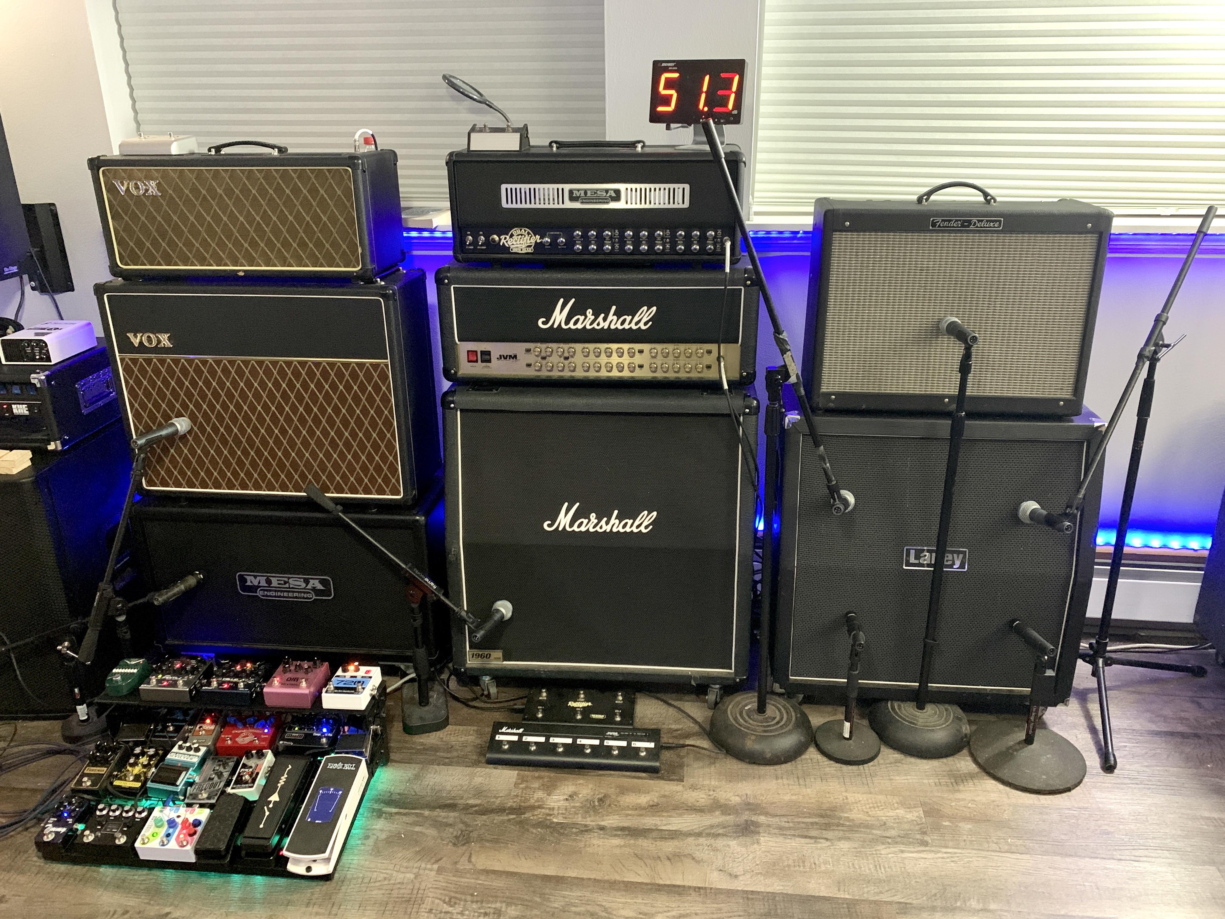 Amps are mic'd up for a speaker comparison. r/GuitarAmps