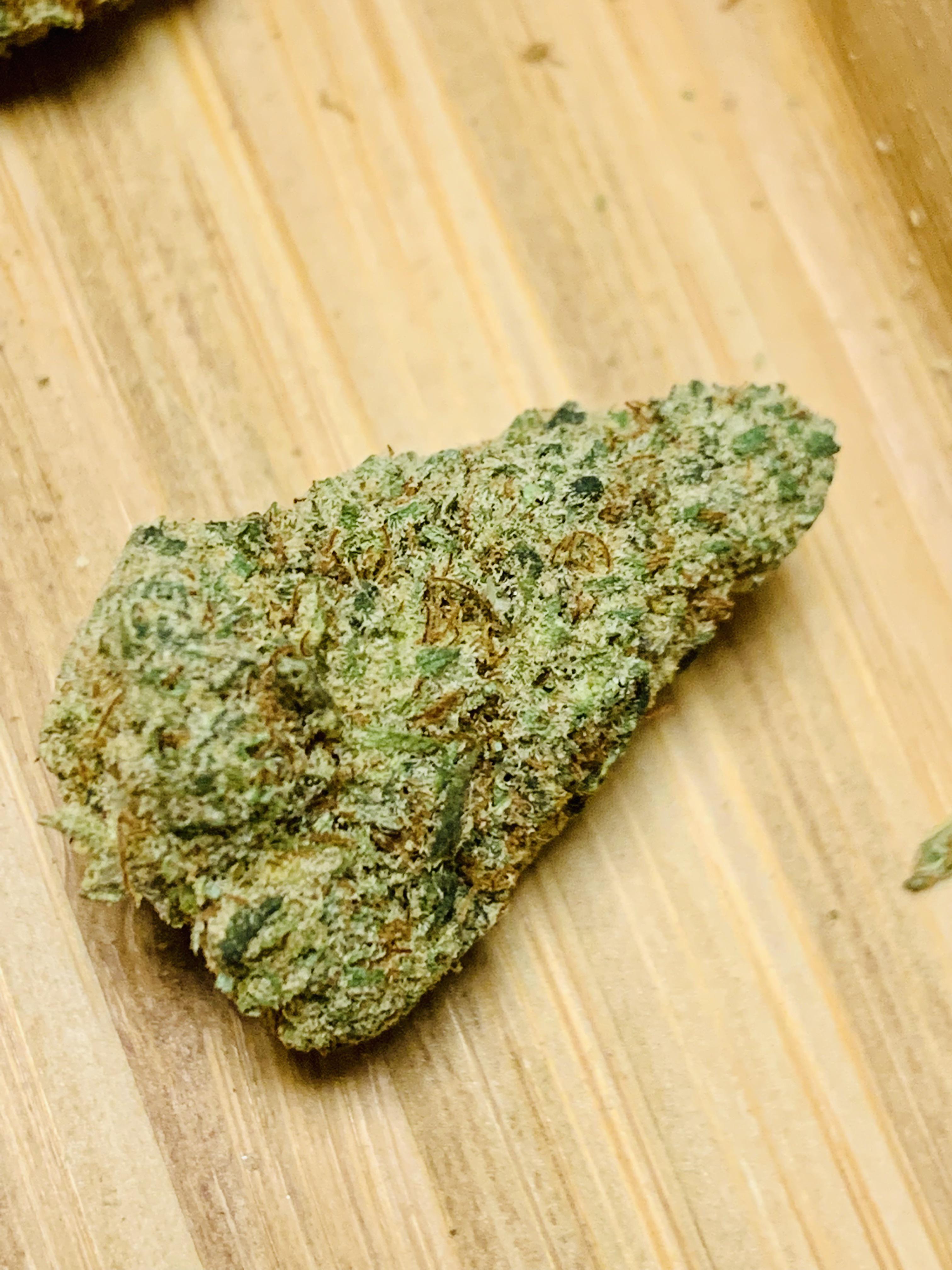 Finally got some WNC CBD. This here is the Captain Crunch and I must