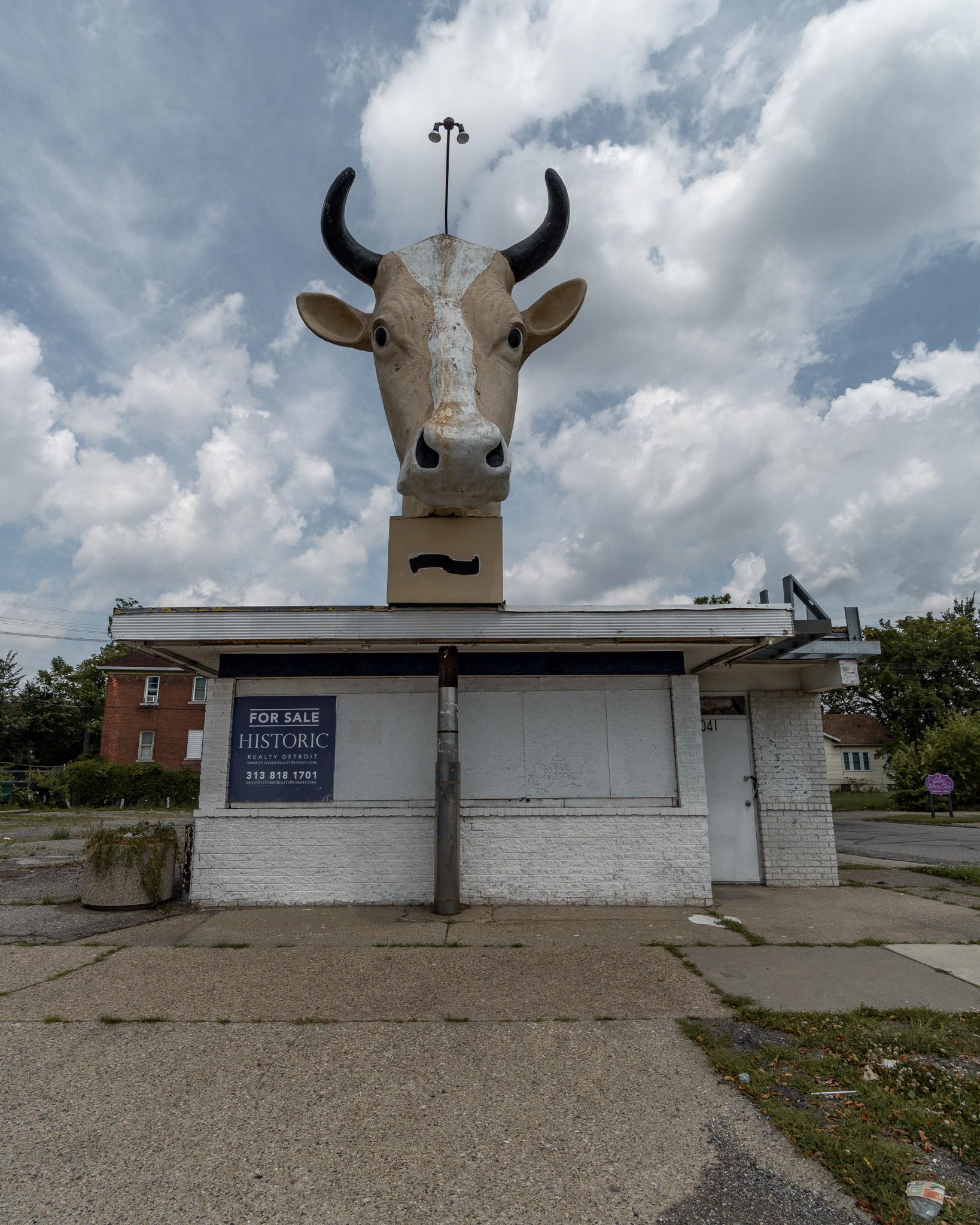 Abandoned Detroit Ice Cream Shop r/AbandonedPorn