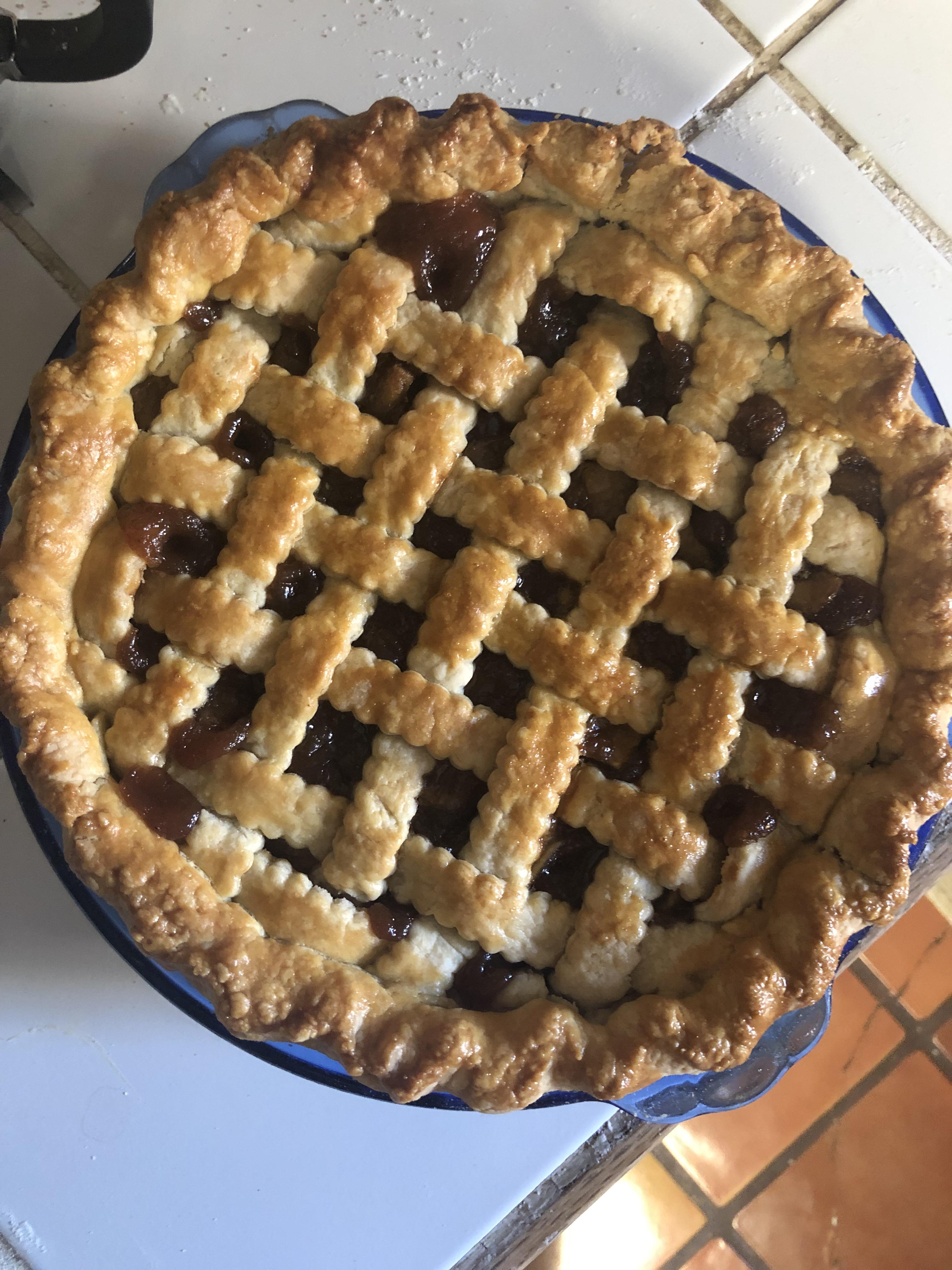 Fireball apple pie, and I’m just in love with my lattice top r/Baking