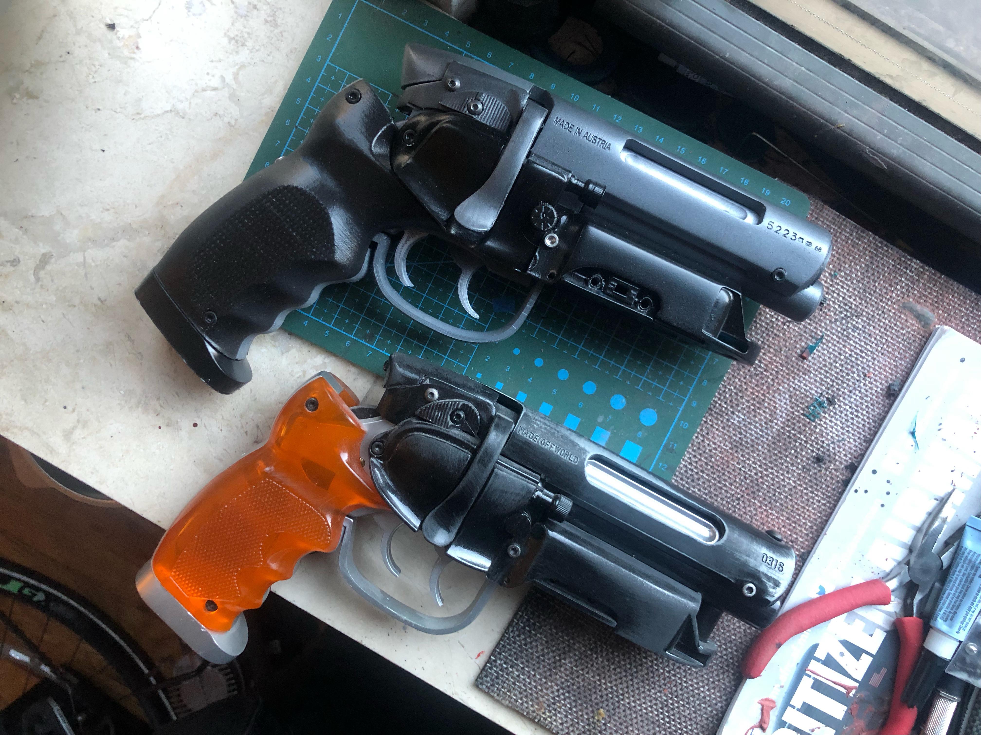 3D Printed Blade Runner Blaster r/3Dprinting