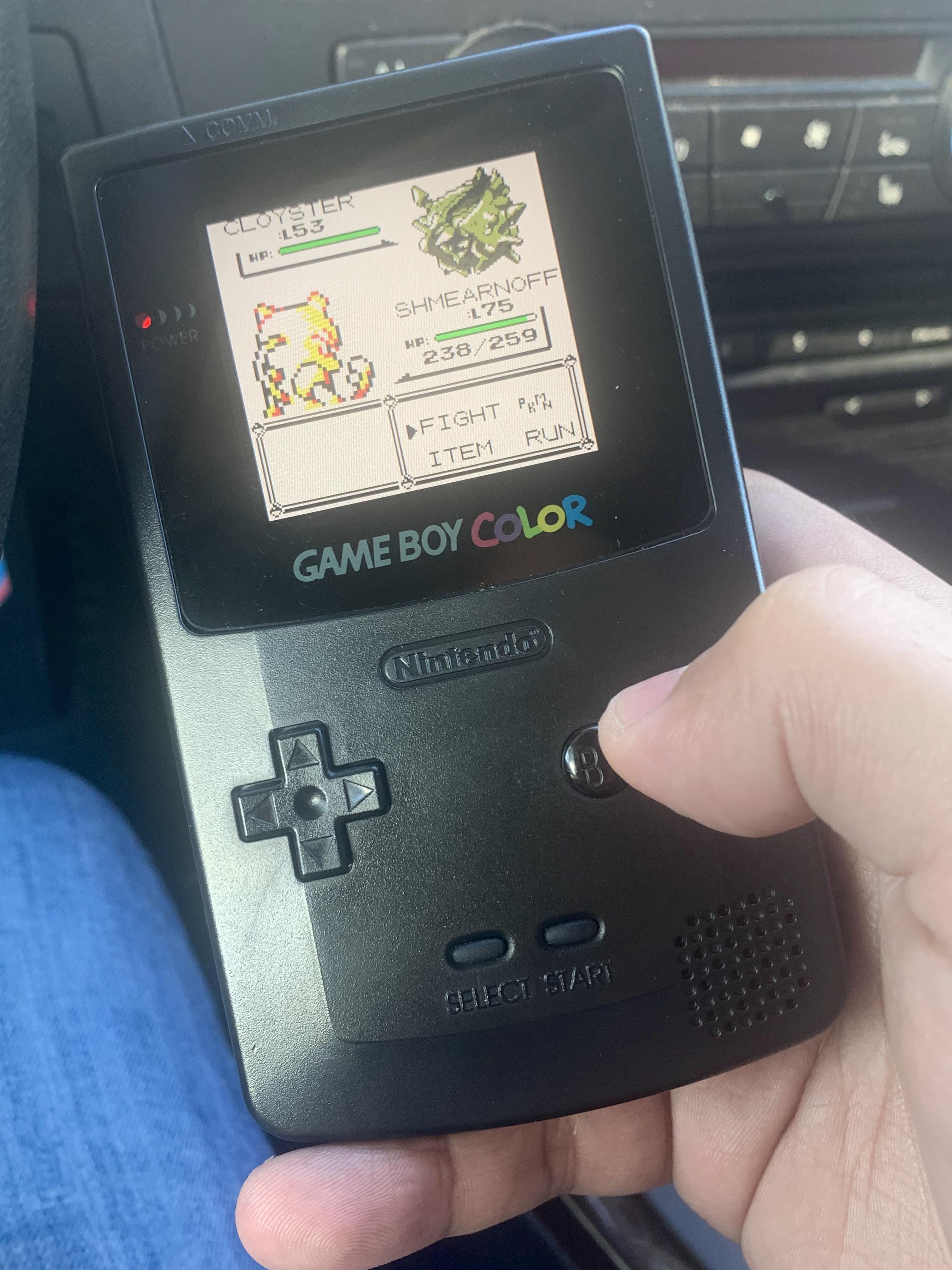 lunchtime in the car r/Gameboy