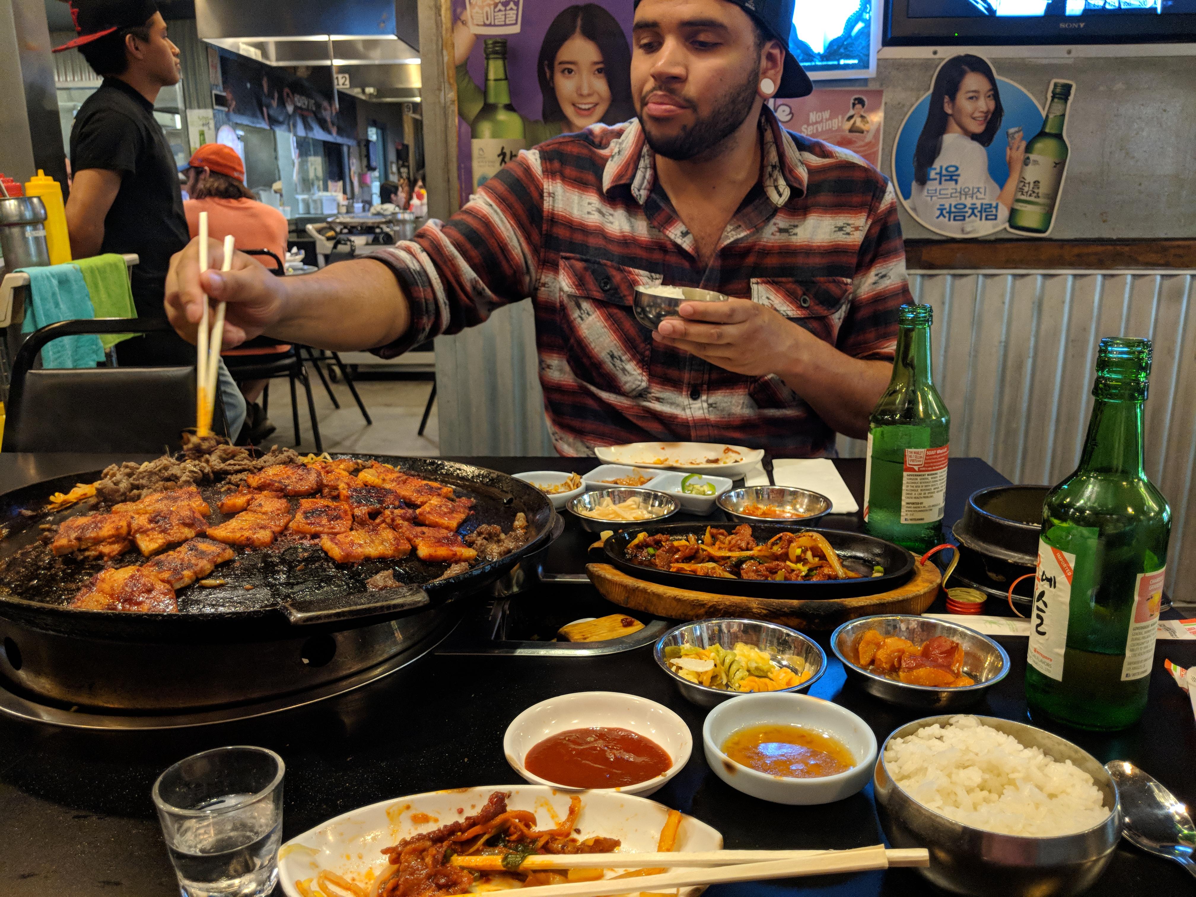 [I ate] Korean BBQ and soju r/food
