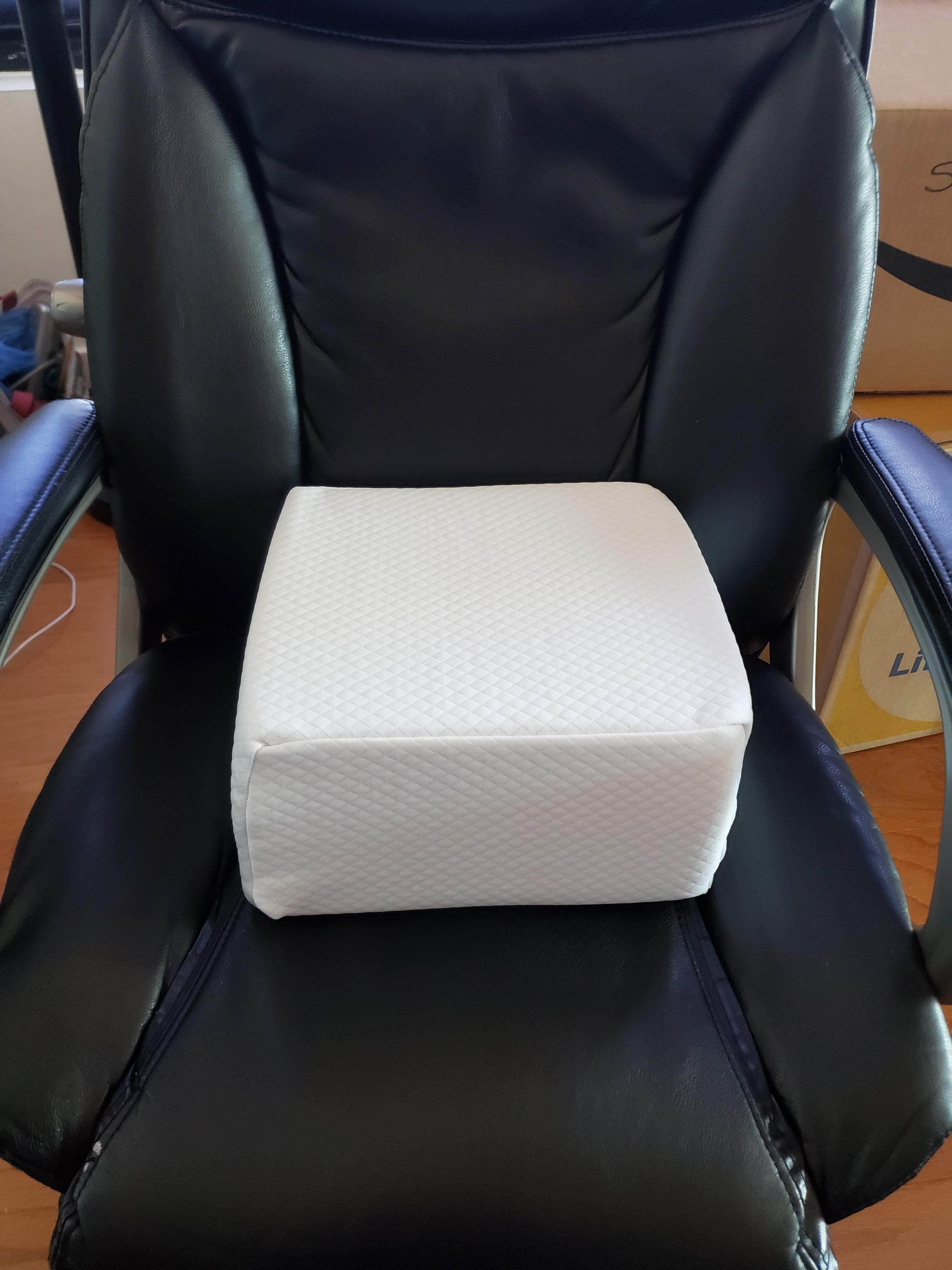 Recently did an online grocery order. This foam cushion was in the box