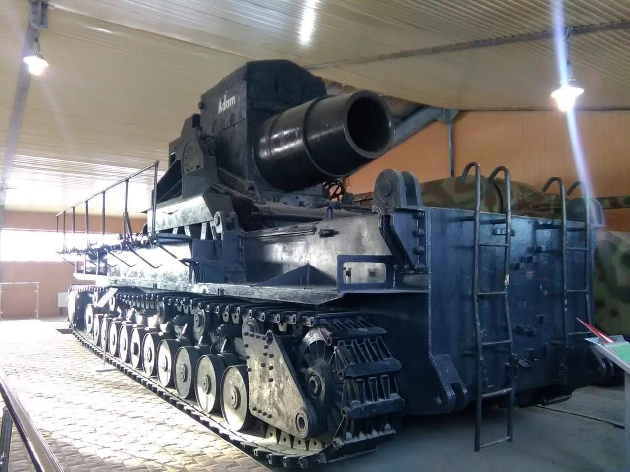 The americans may have a big gun but we have the biggest gun r/tanks