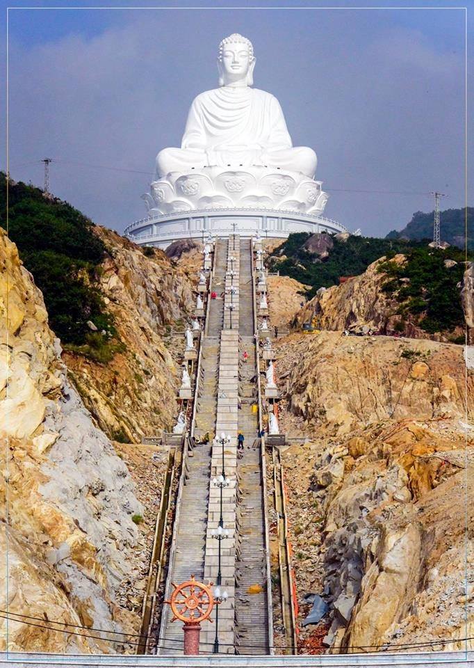 The biggest sitting statue of Buddha in Southeast Asia r/Buddhism