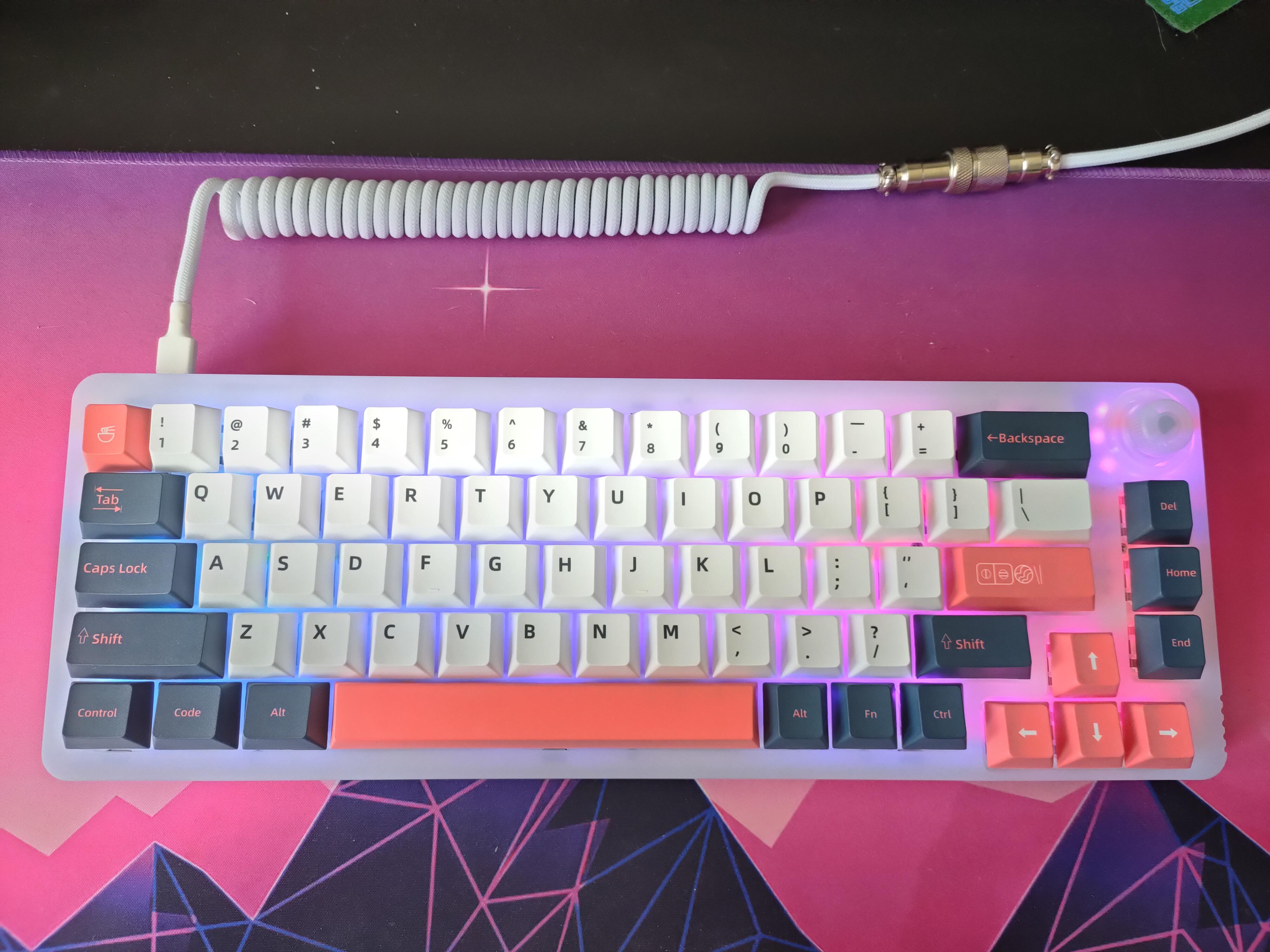 My newly built TM680. Bento (clone) keycaps, Gateron pro yellow