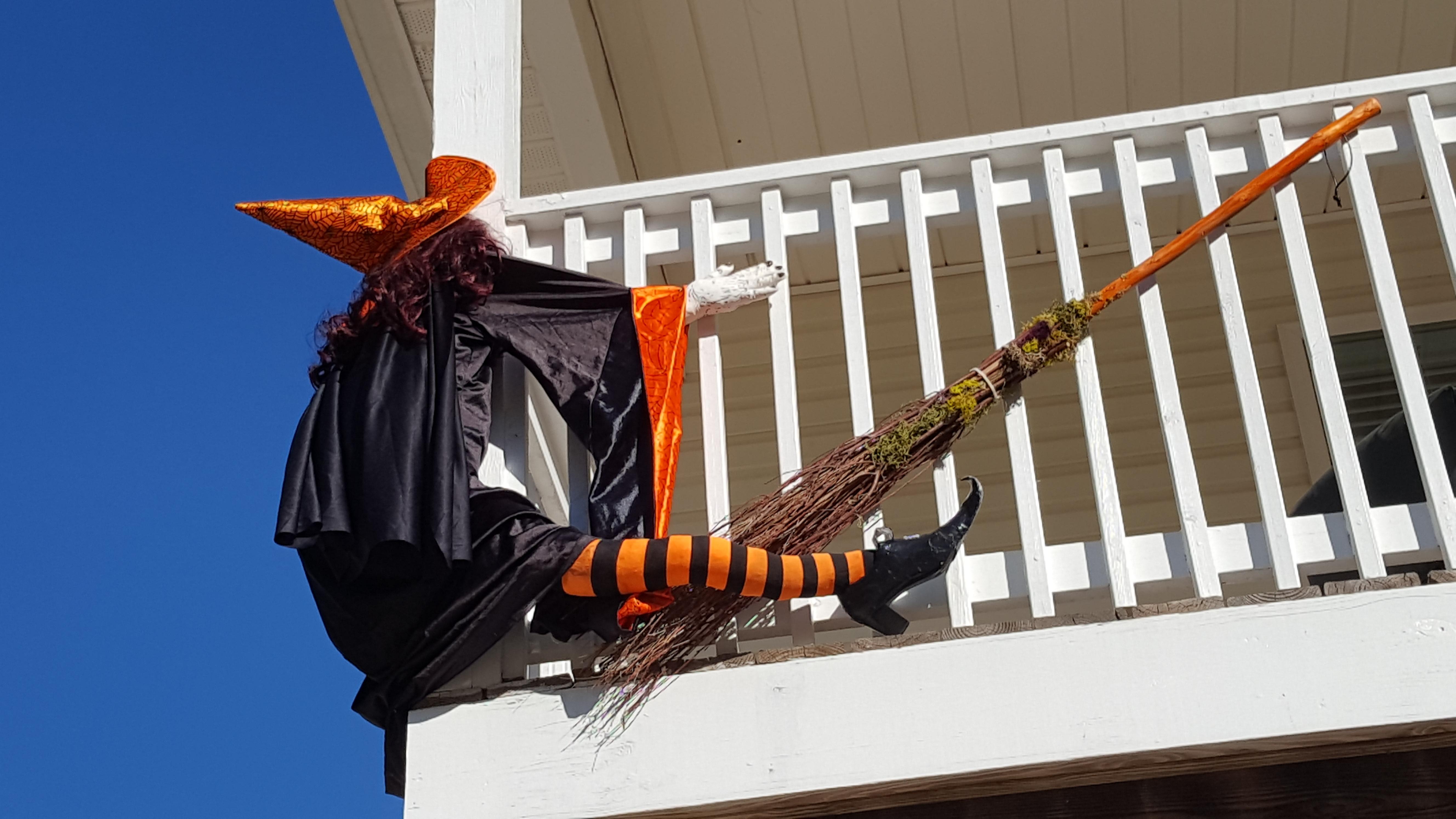 I always wanted one of those "Crashing Witch" decorations as a kid. I
