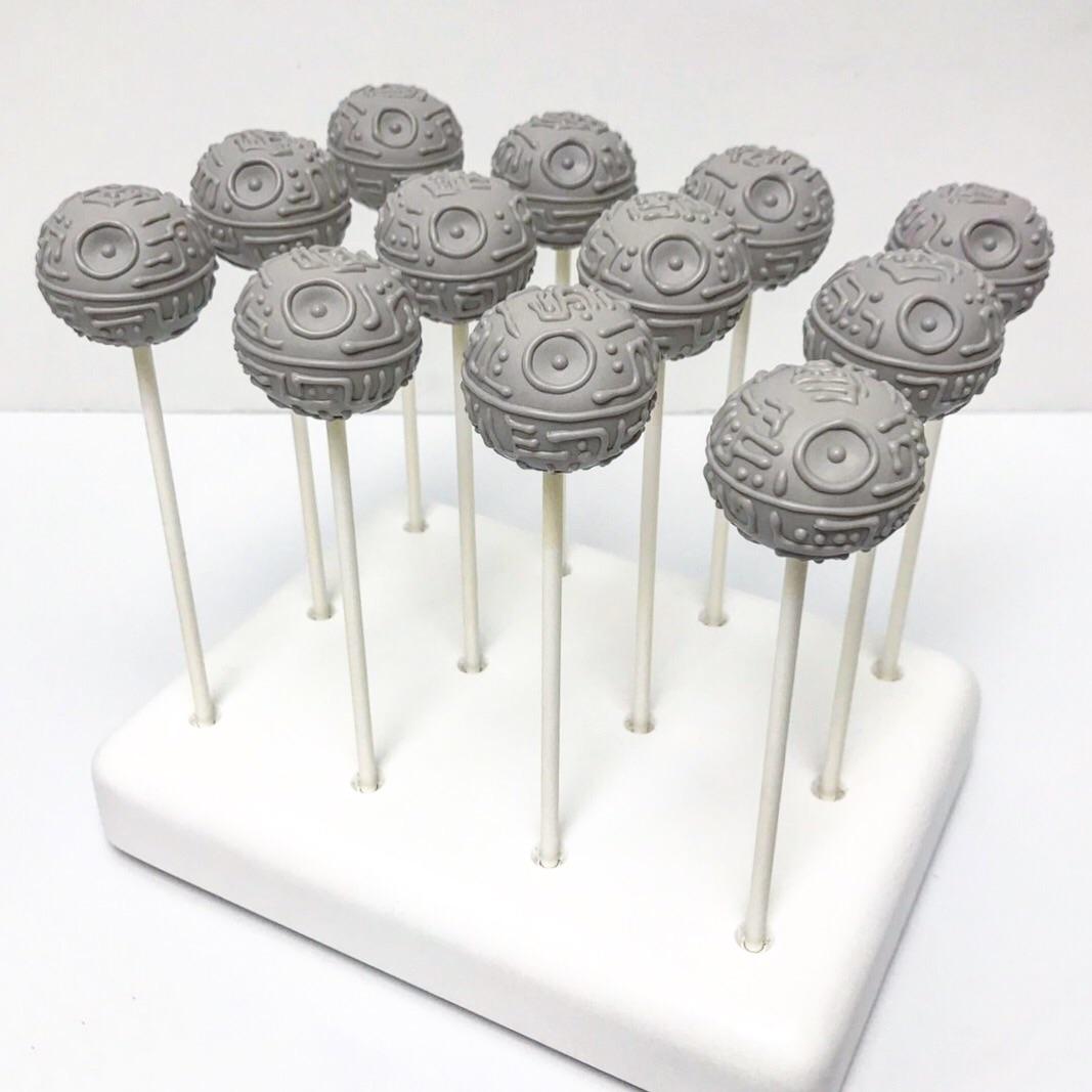 [Homemade] Death Star cake pops I made for a friend’s Star