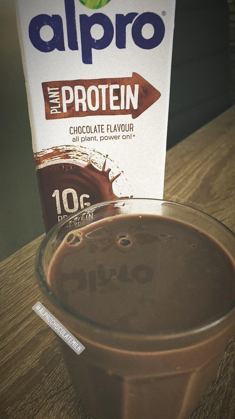 Alpro Chocolate Milk 🤎 r/vegansnacks