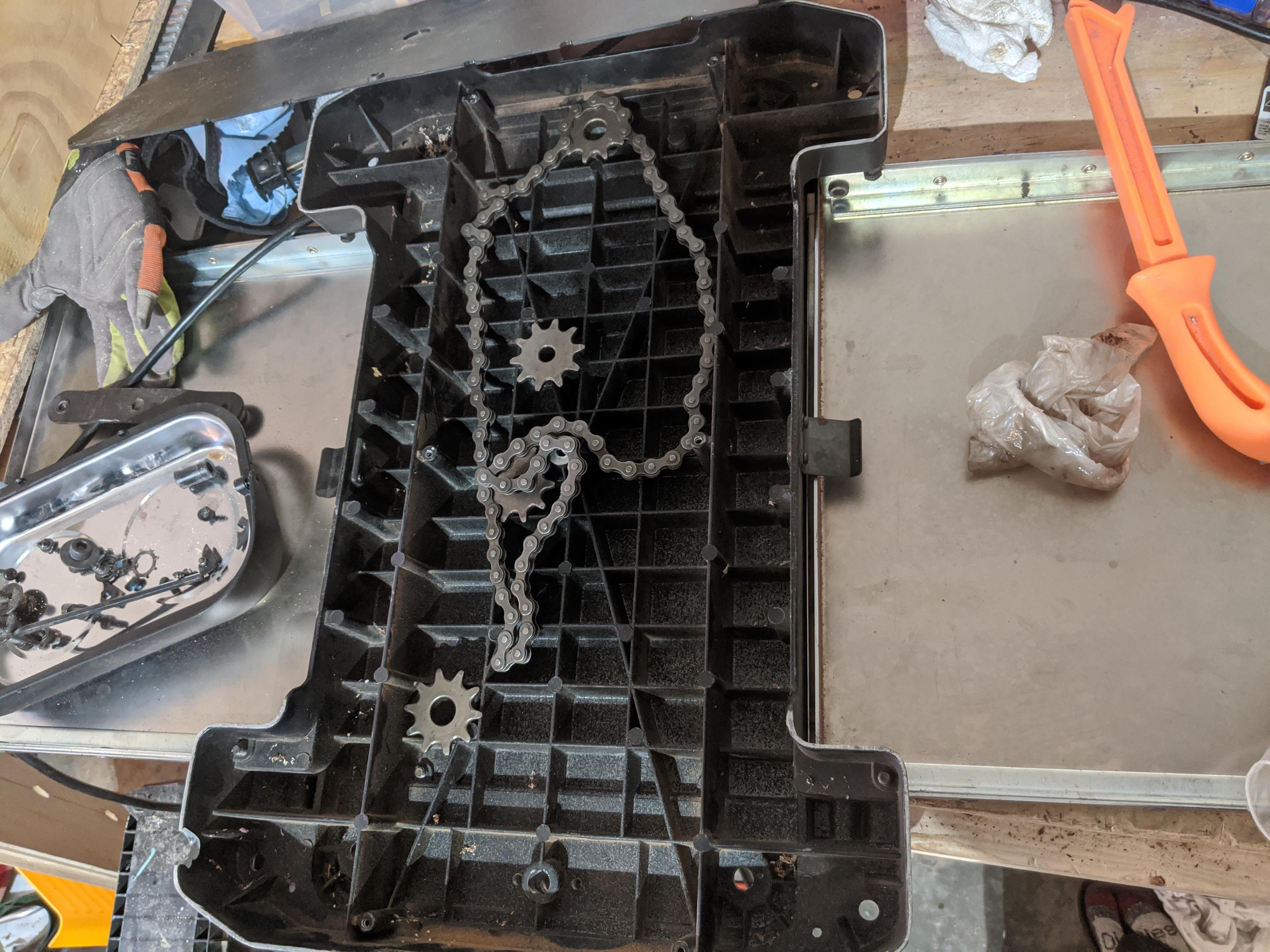 disassembled DeWalt 733 benchtop planer : r/Tools