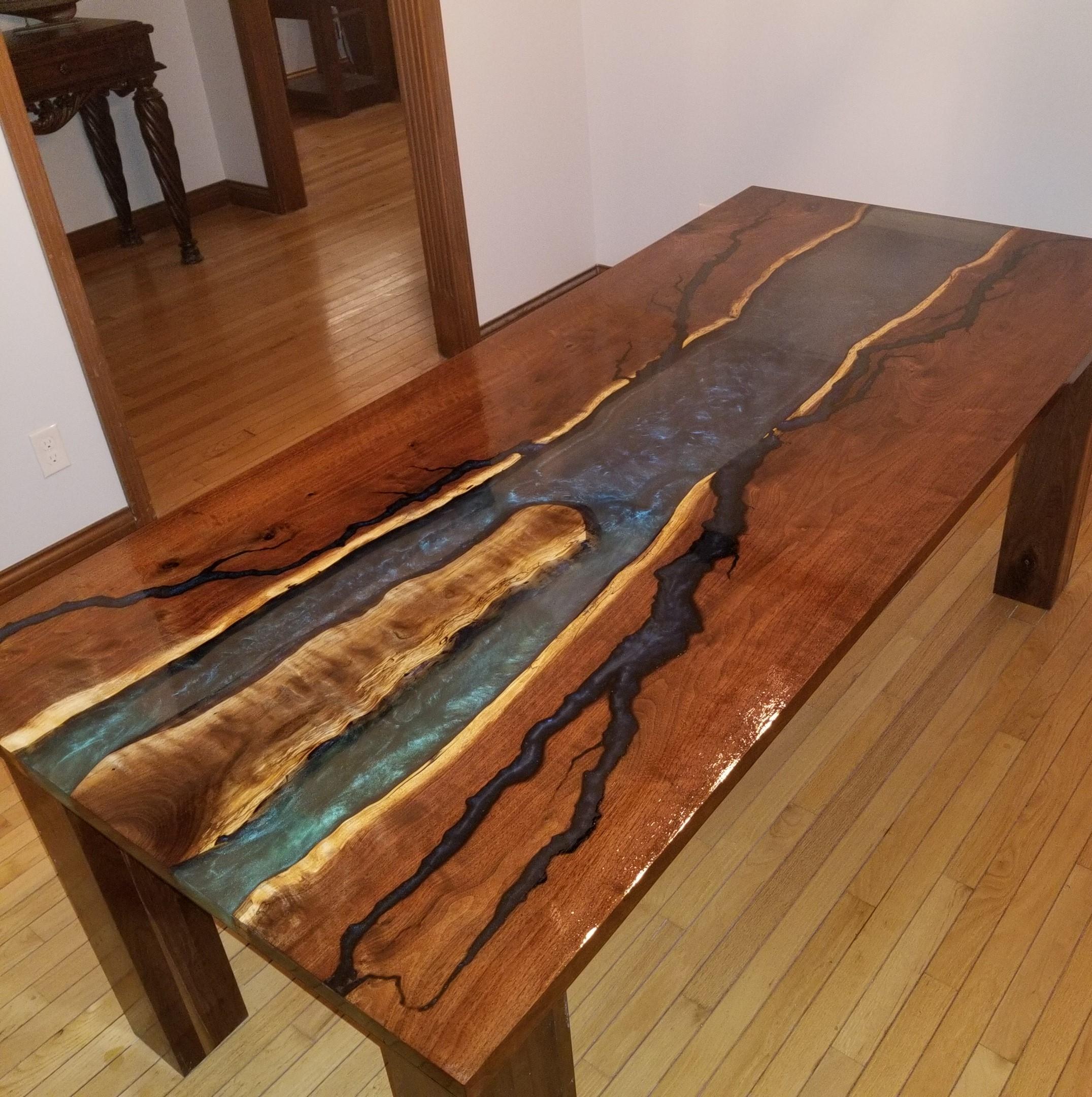 Walnut River Table w/ Lichtenberg Fractals r/woodworking