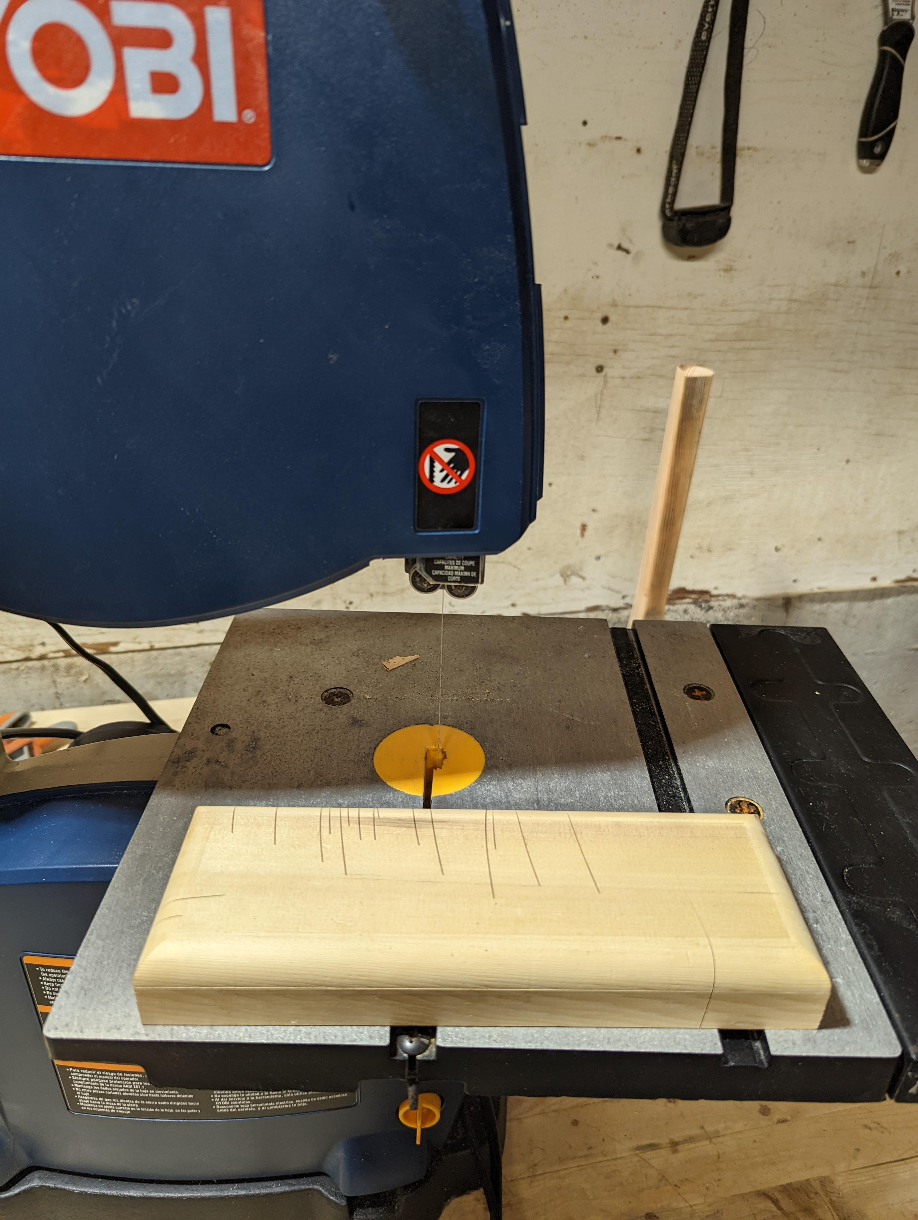 help tuning bandsaw, what is causing the drift r/BeginnerWoodWorking