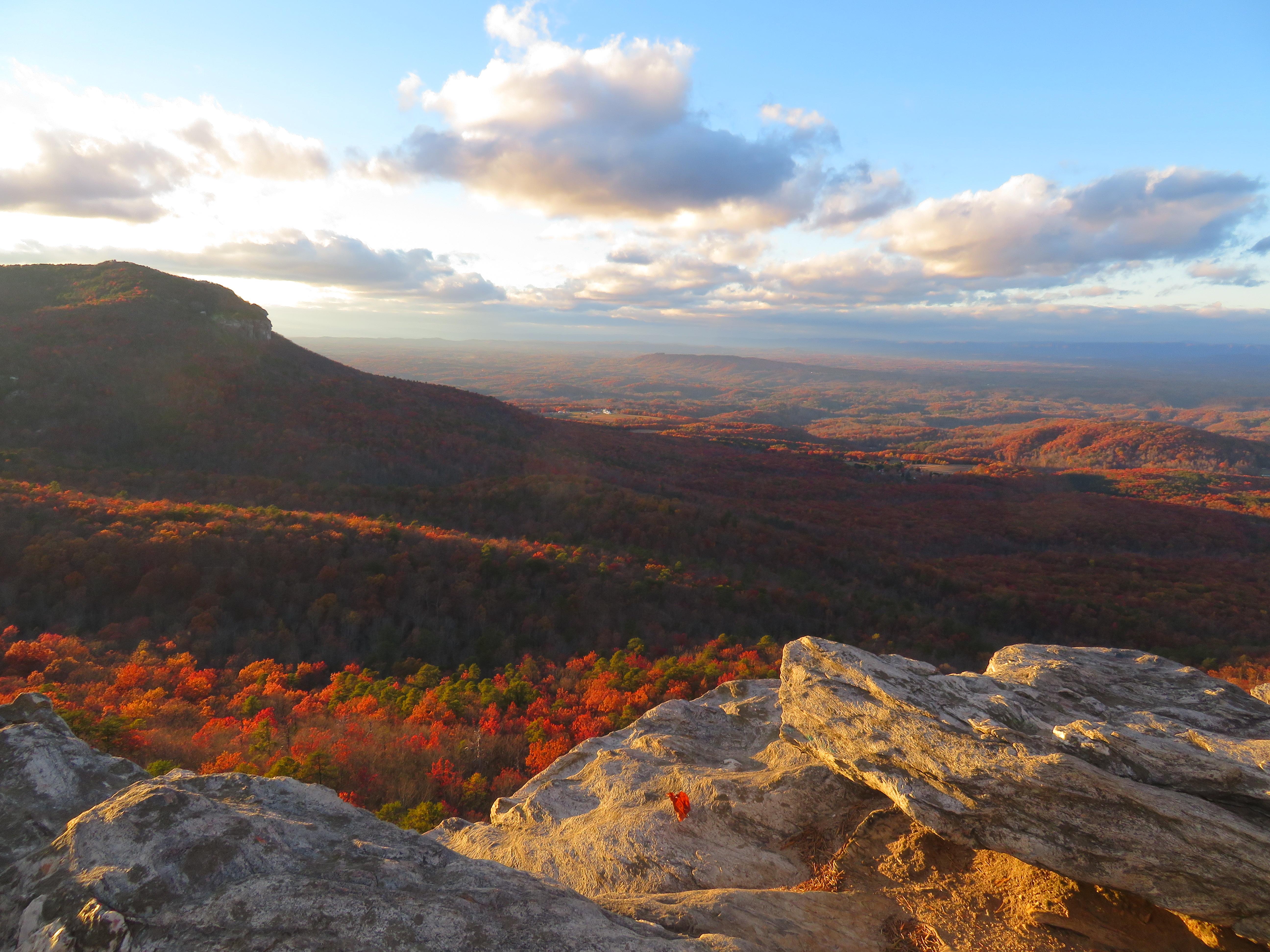 Hanging Rock State Park, Danbury, NC. [OC][5184 x 3888] r/EarthPorn