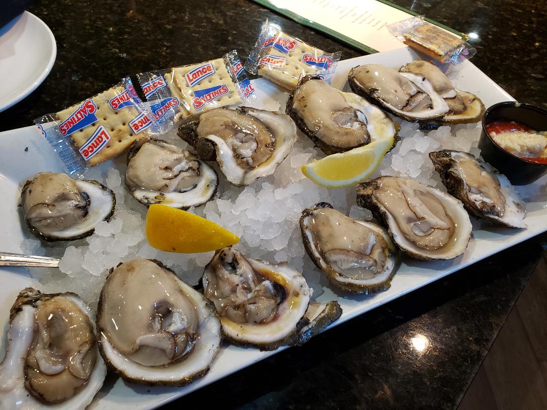 fresh shucked gulf oysters r/Seafood