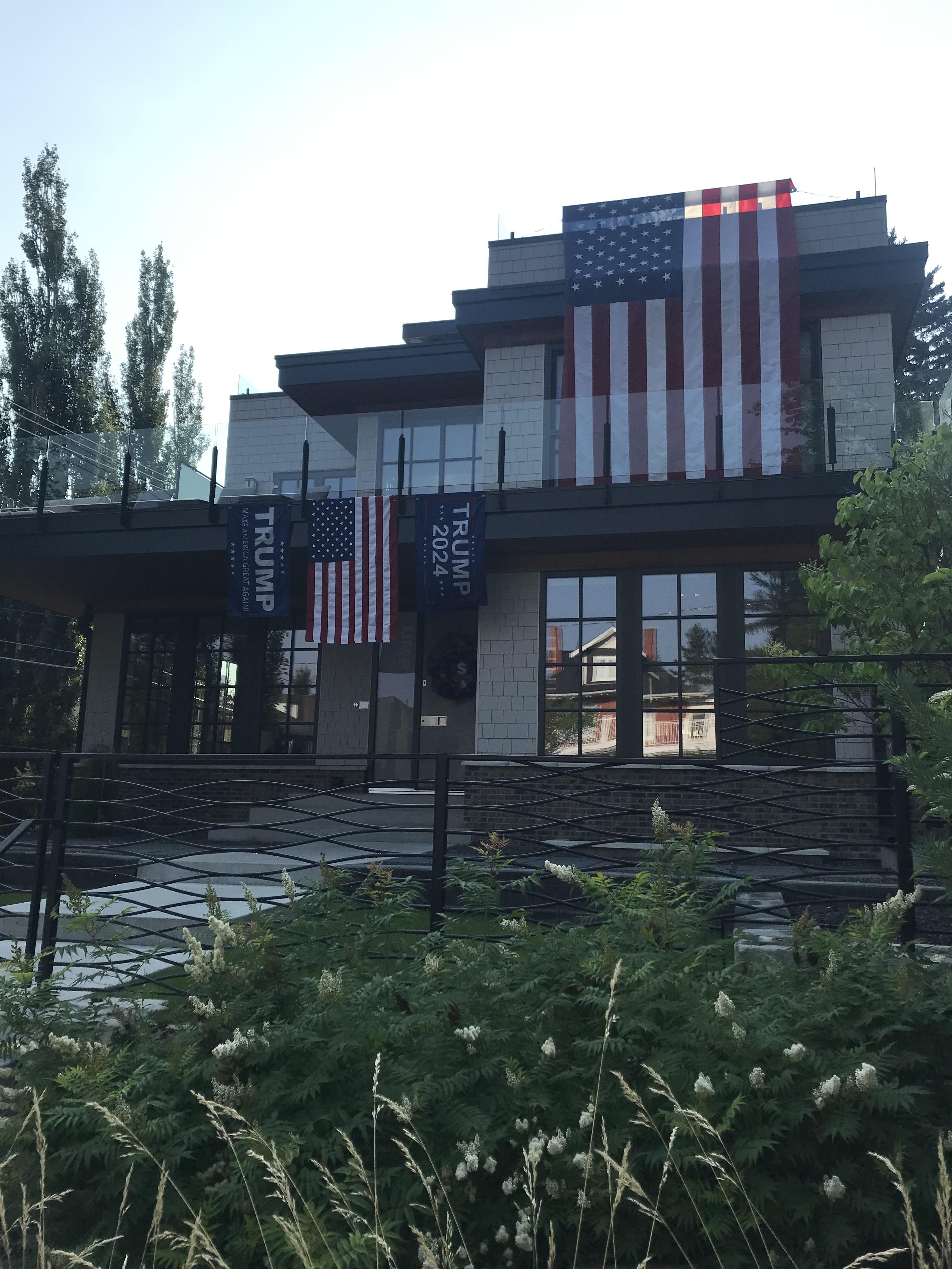 This house in Mount Royal... r/Calgary