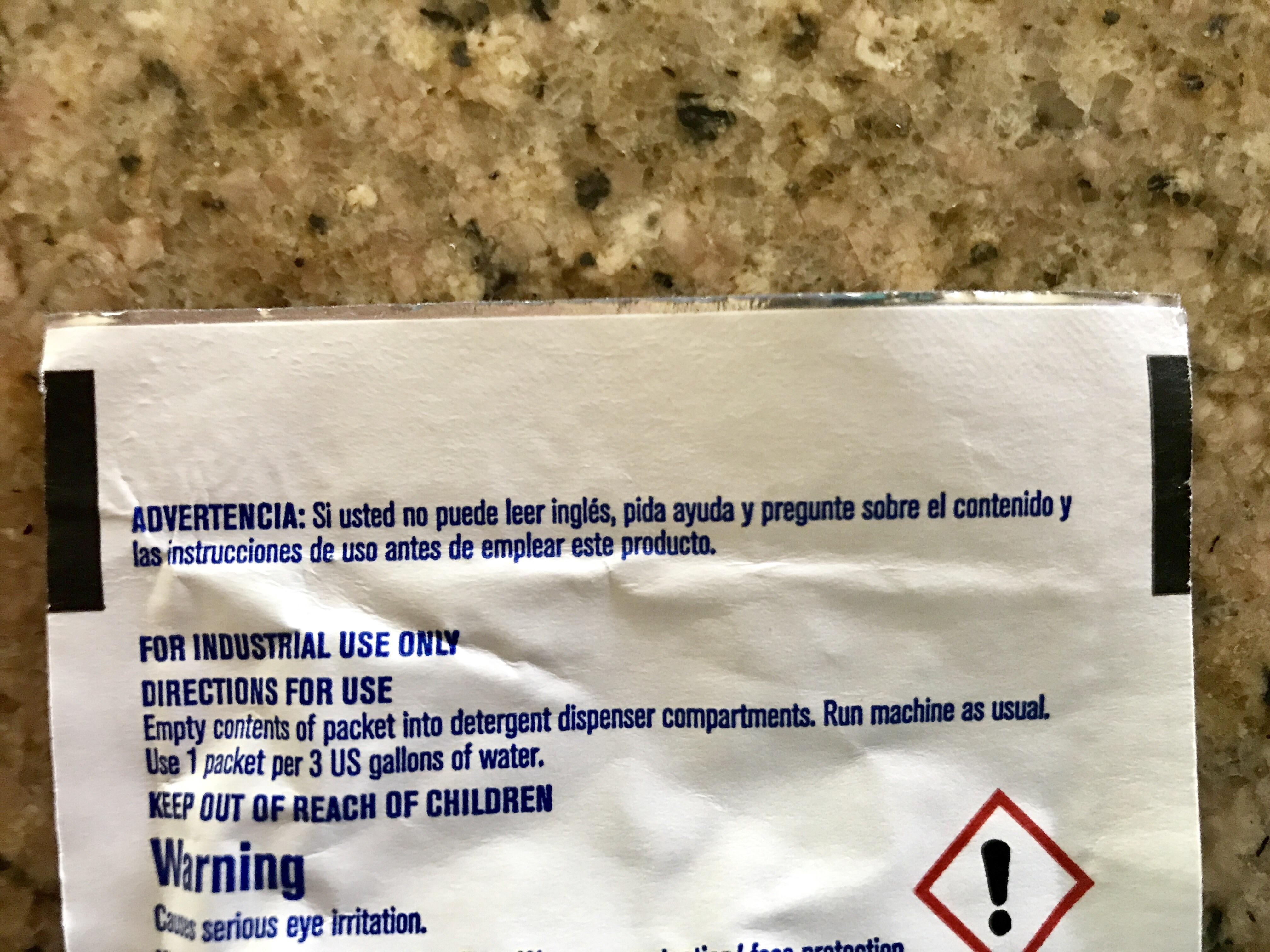 Write "empty contents of packet into dishwasher" in Spanish? Sure boss. No problem. r/NotMyJob