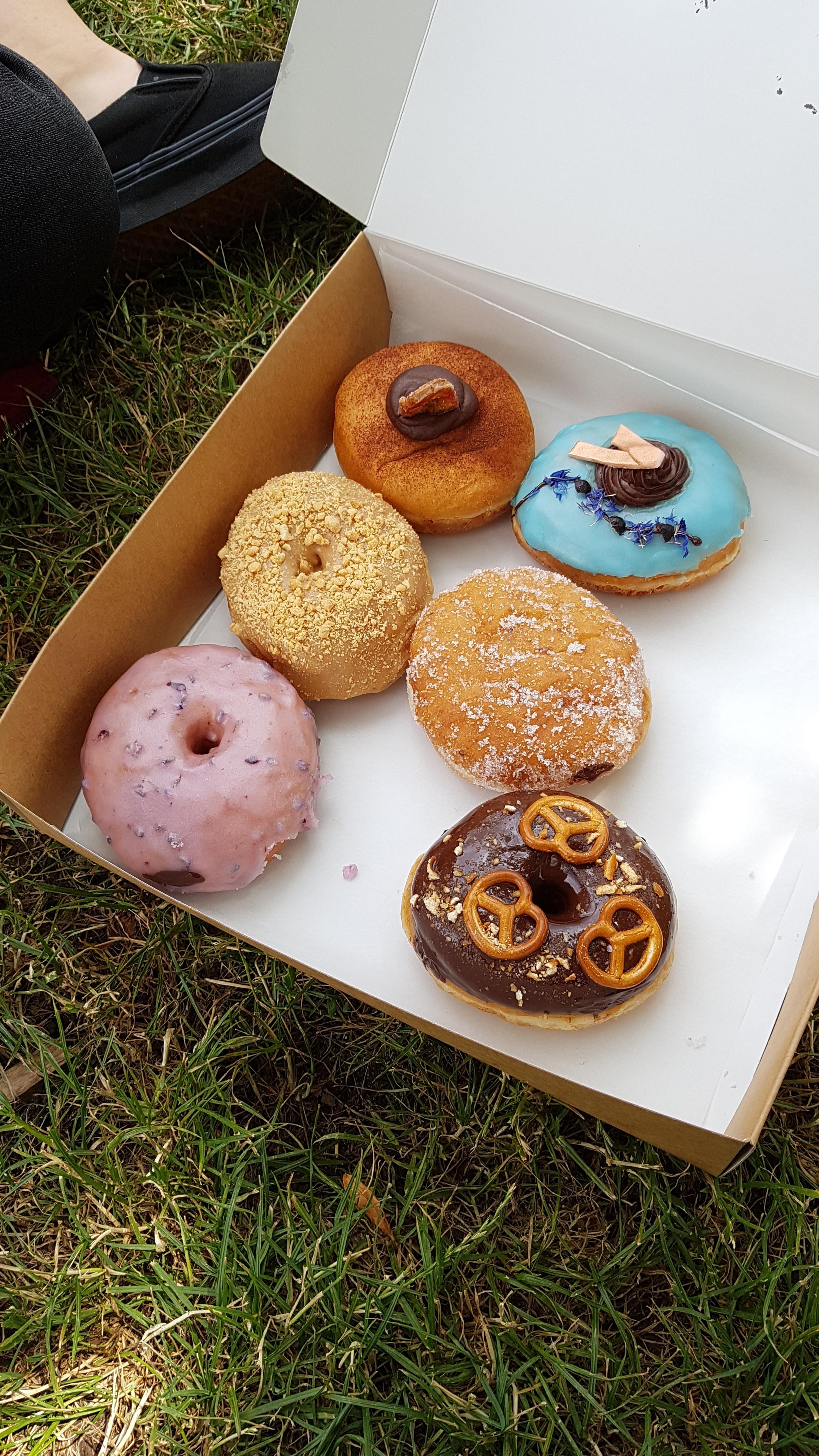 Vegan donuts in Prague that aren't from blue vegan pig shop. (they're