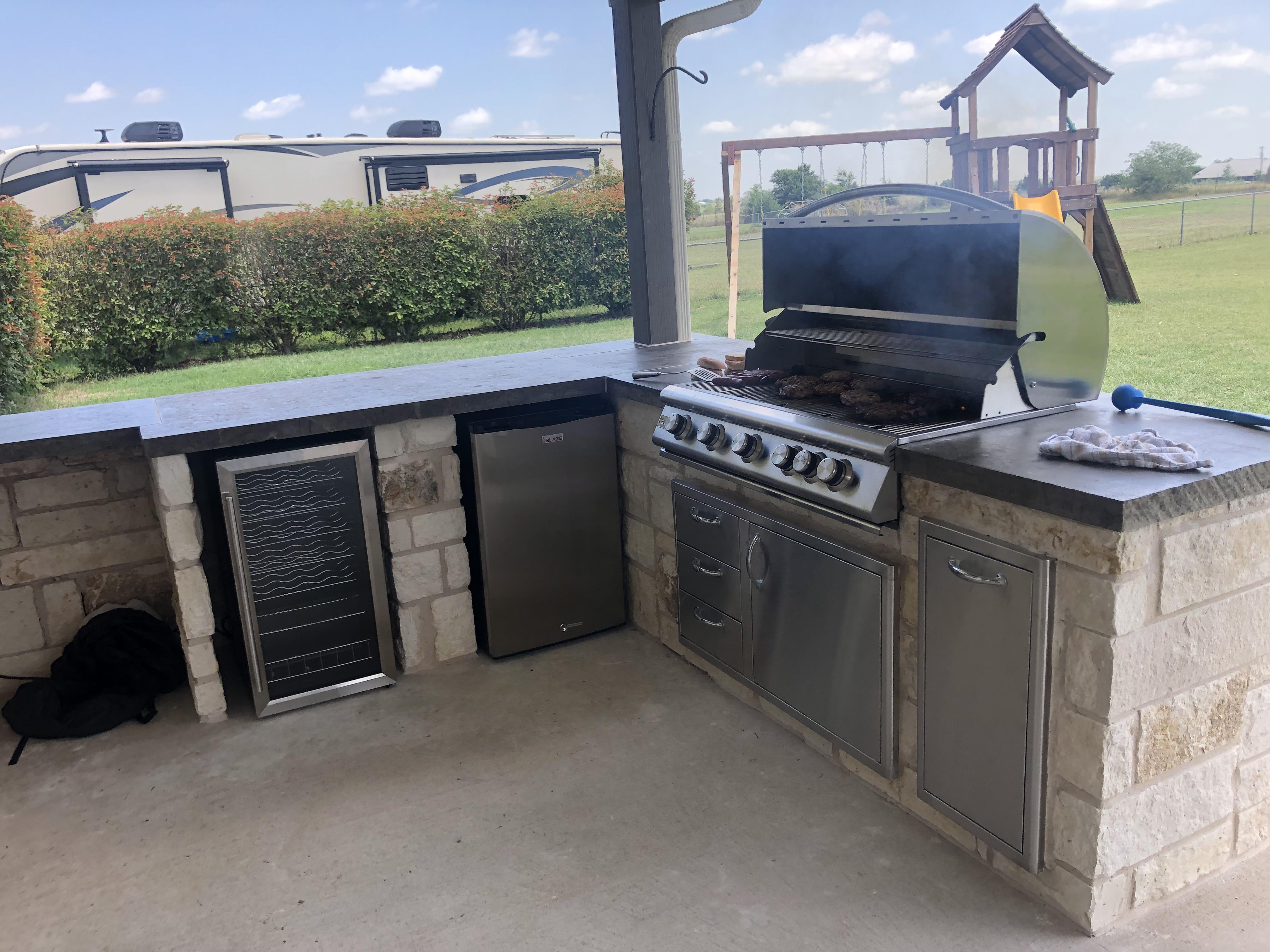 New outdoor kitchen r/grilling