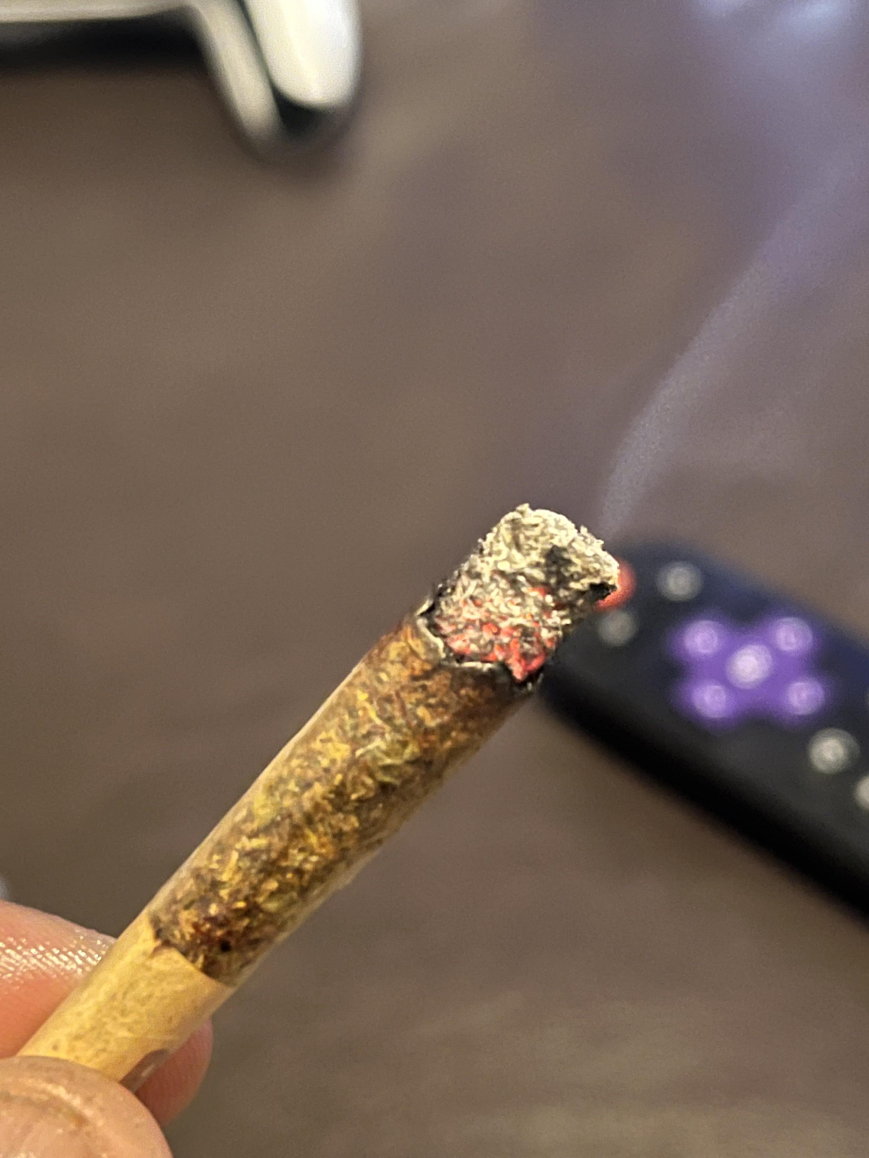 Black Truffles..🍃💨🖖🏾 🏾 r/weed