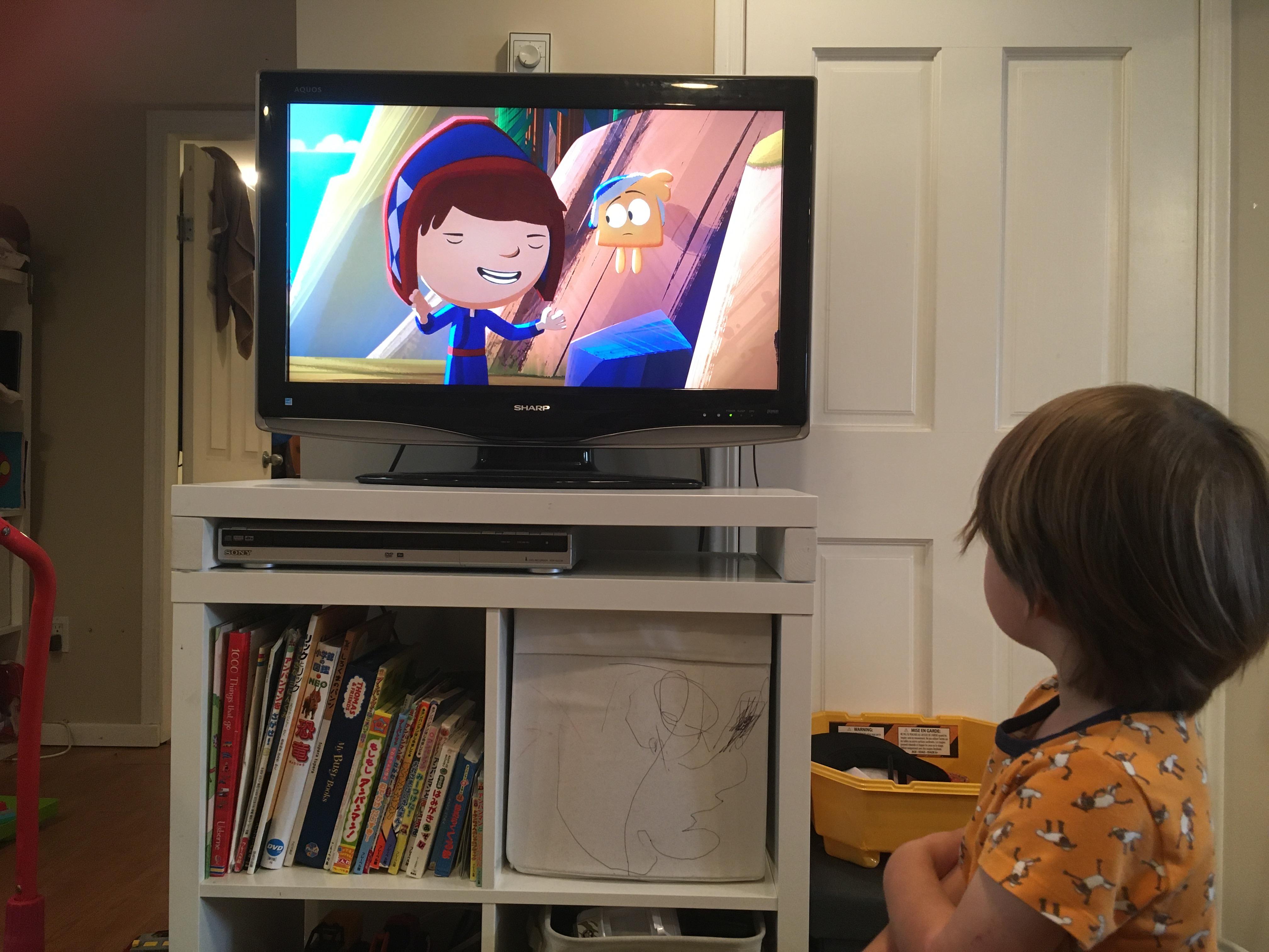 Easy TV stand for Kallax r/ikeahacks