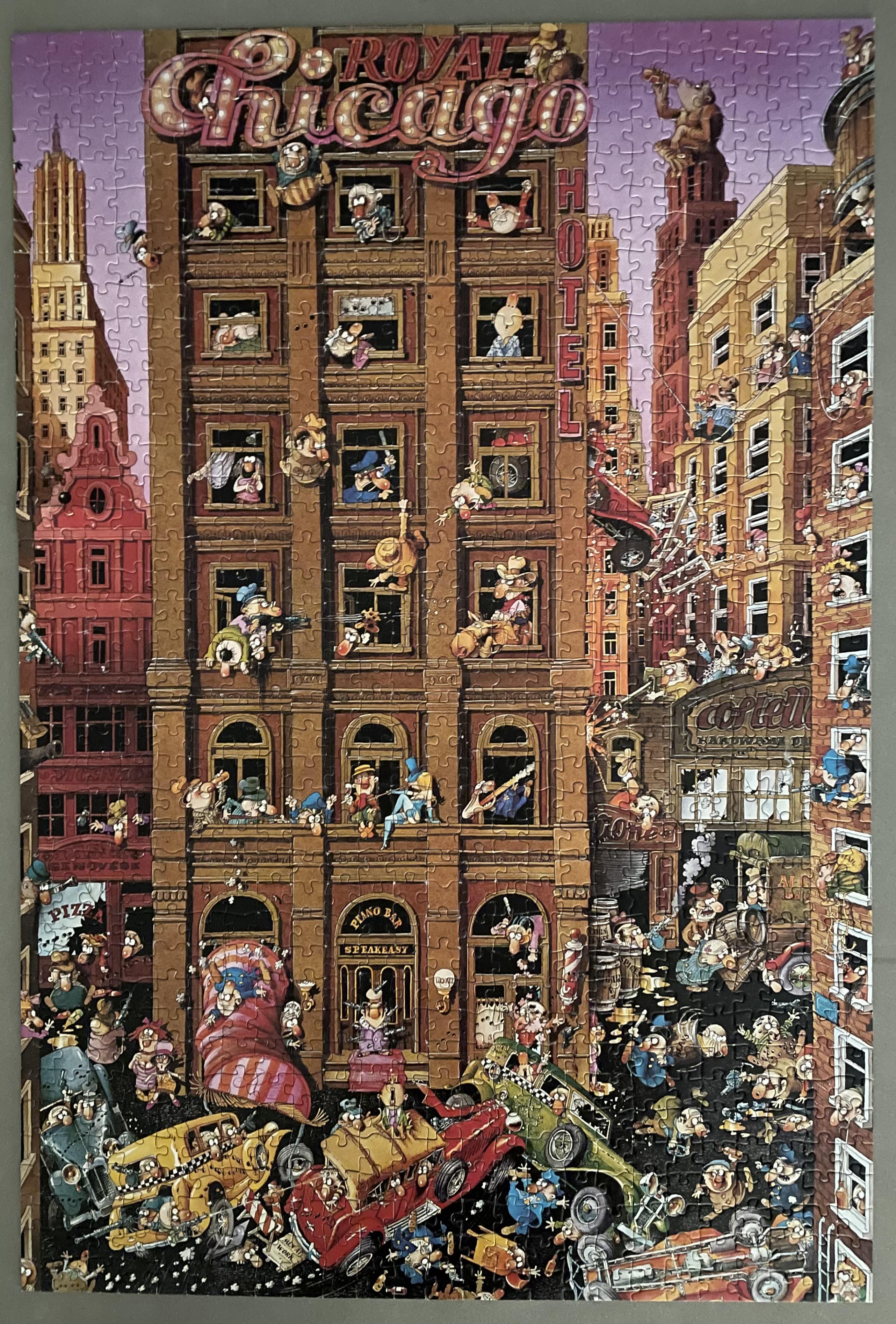 JeanJacques Loup Chicago, Heye 1000 pieces r/Jigsawpuzzles