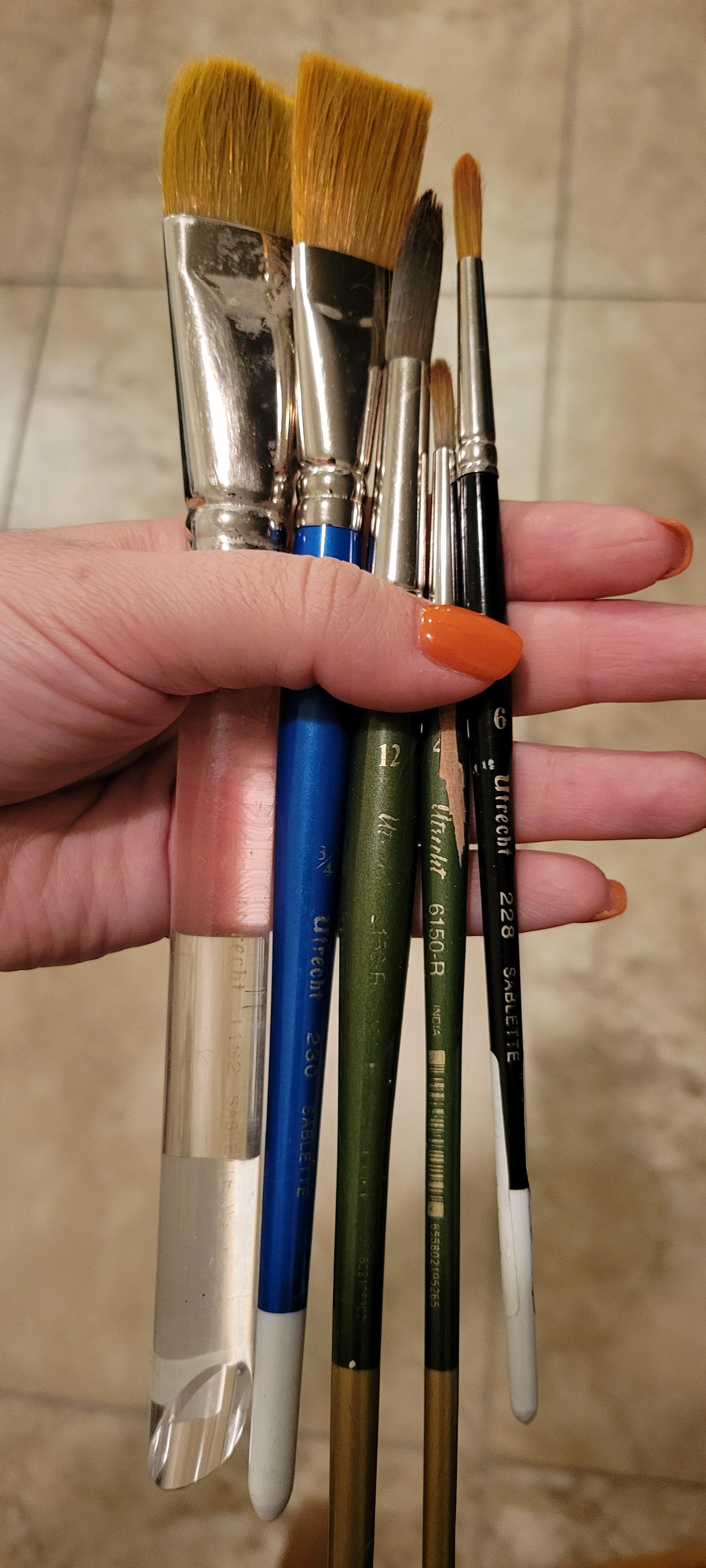 Anyone still owns old paint brushes? Mine are from the preBlick era 😬