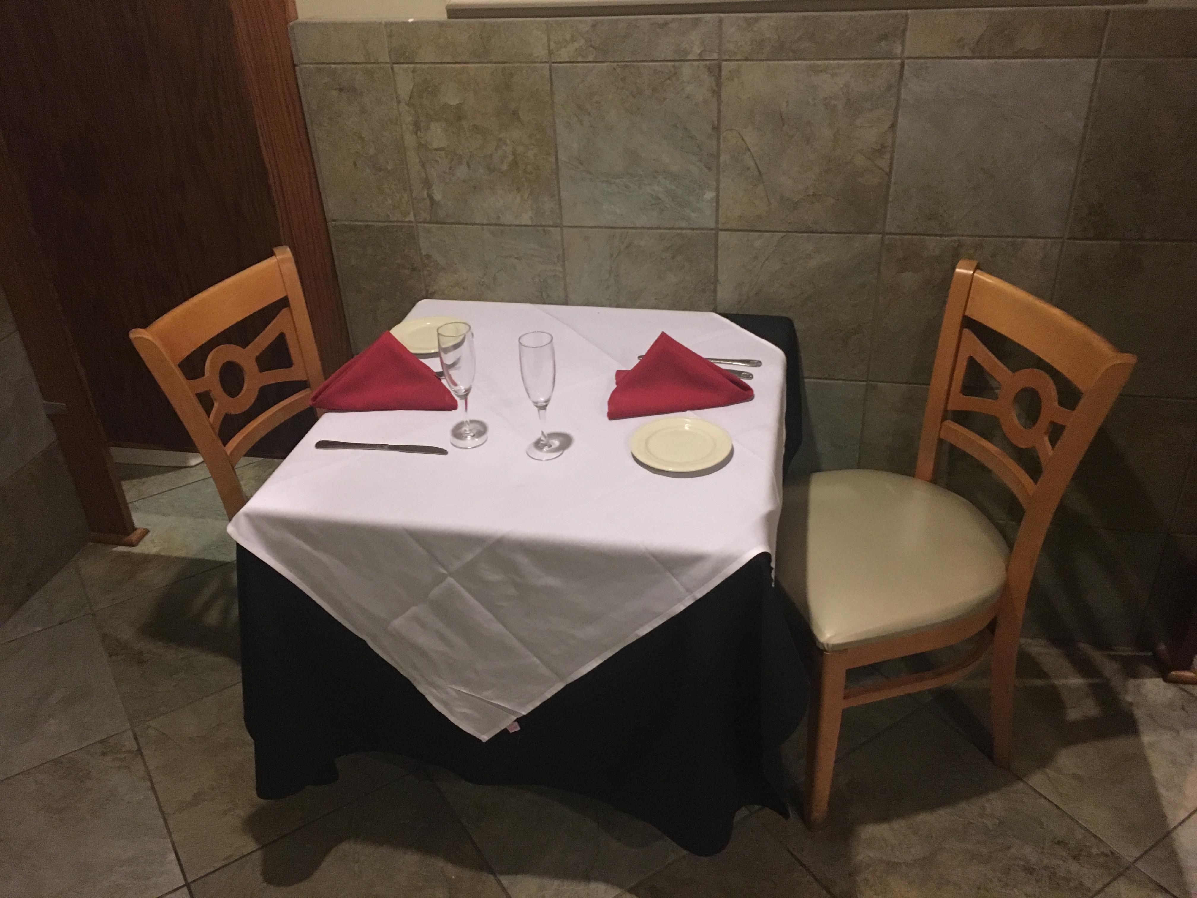 There’s a table for two in the middle of this restaurant’s bathroom r