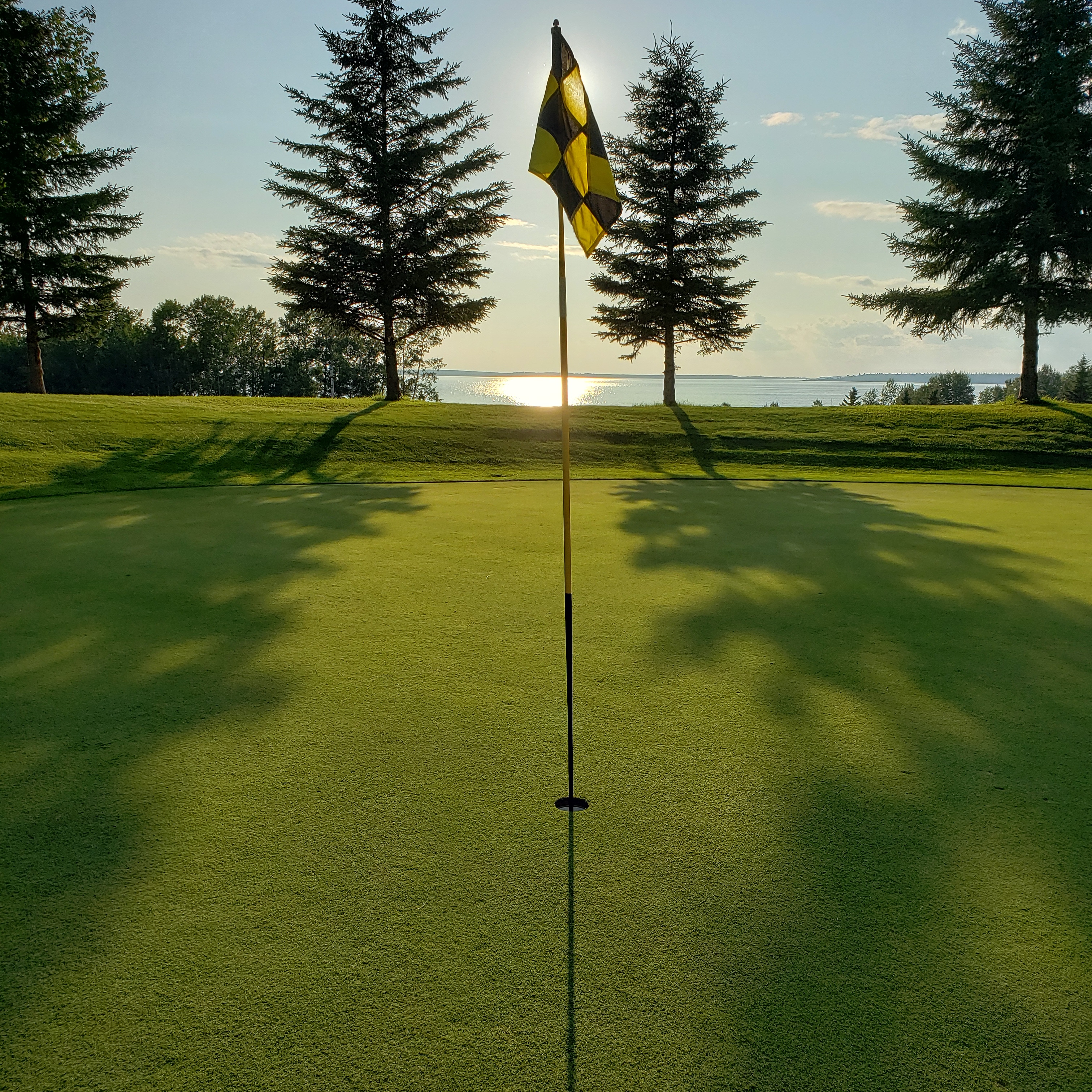Lac la biche flexing its top notch conditions r/CanadaGolf