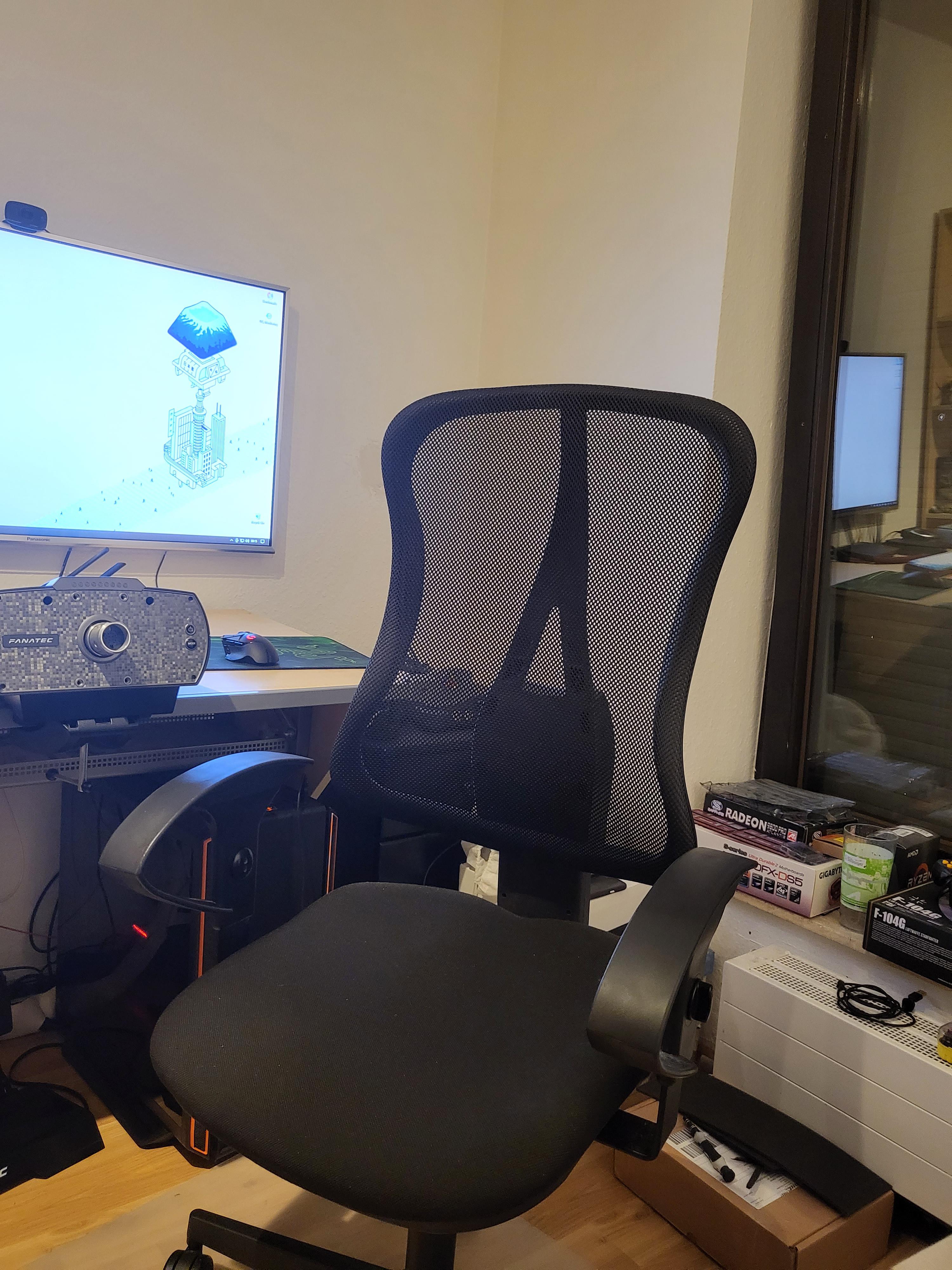 The best chair I've ever had Sitwell Steifensand Flash Net M r