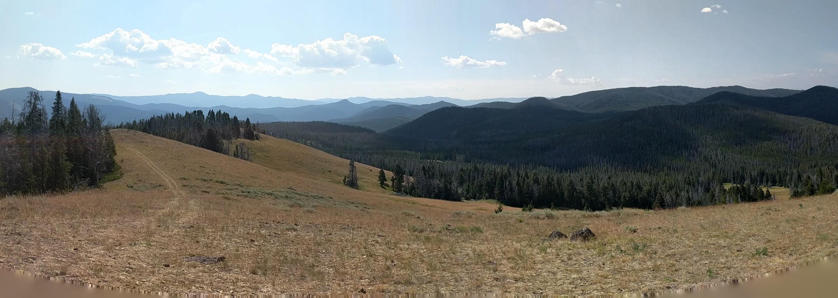Elk Park MT pano r/Montana