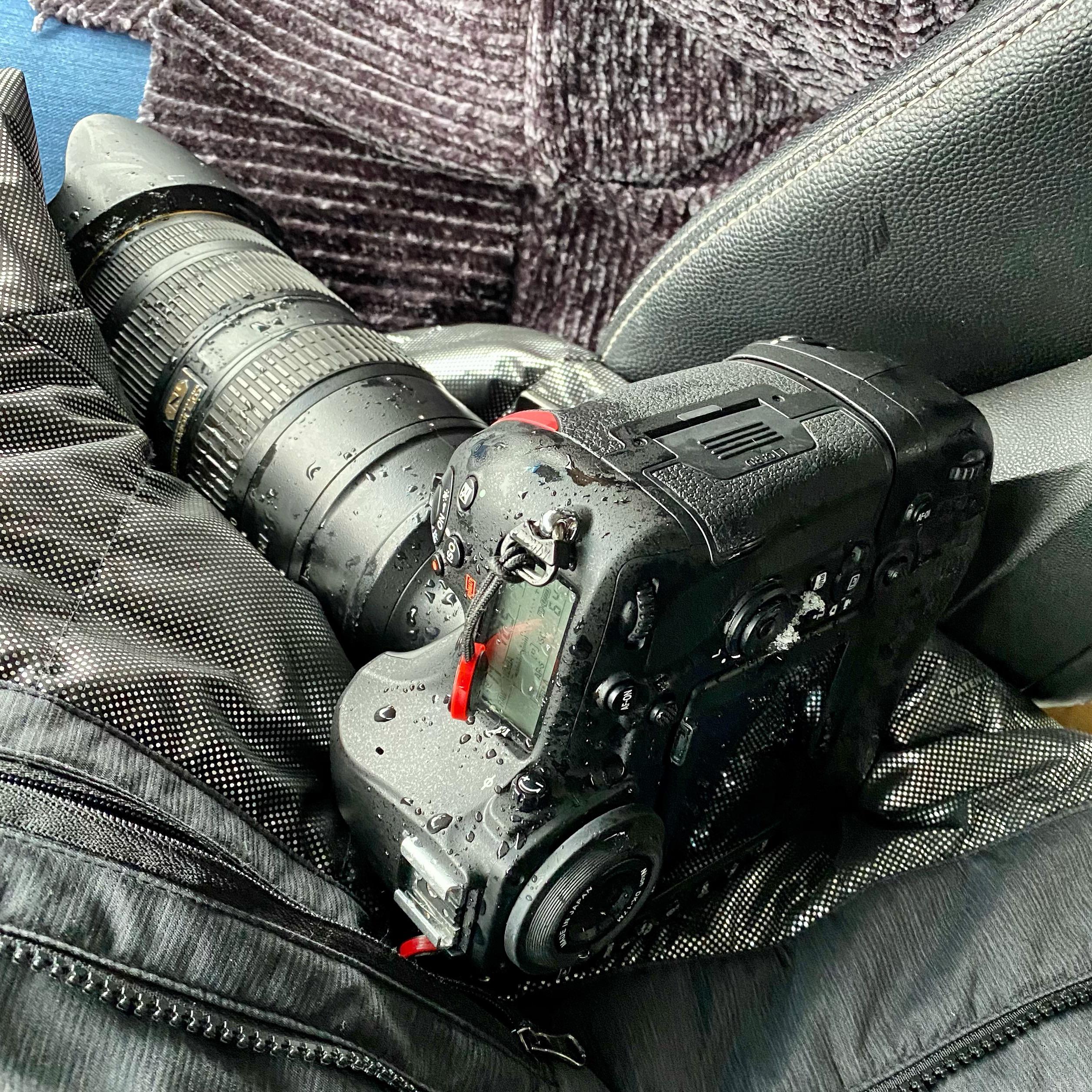 Snowy days and weather sealing. r/Nikon